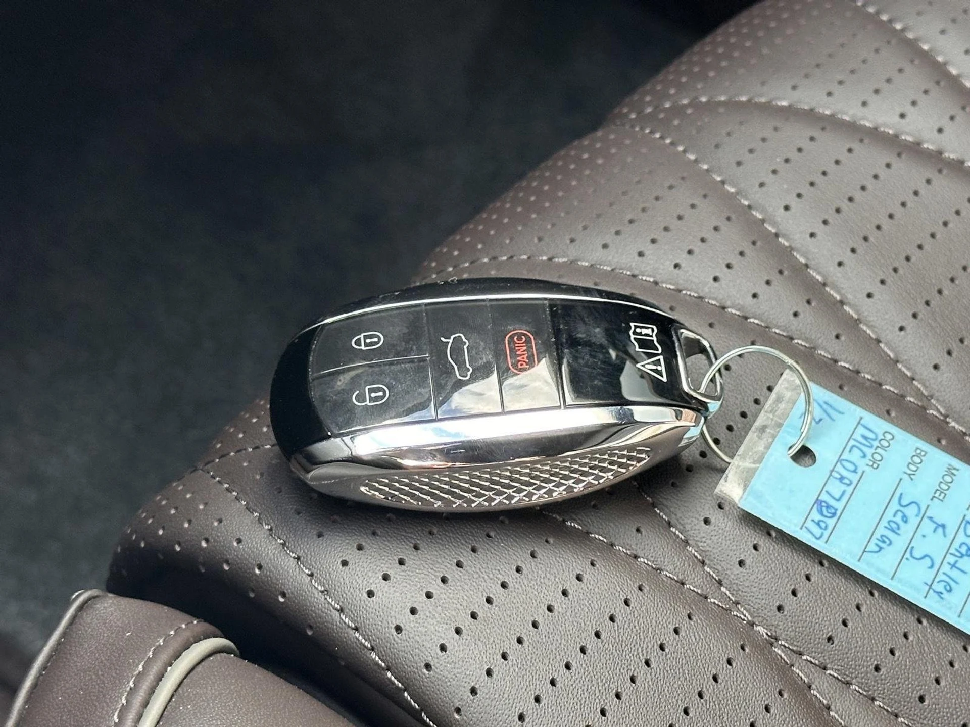 mph056_2051077529_9b2249de54d63e2be42843667d083972_2be379e402