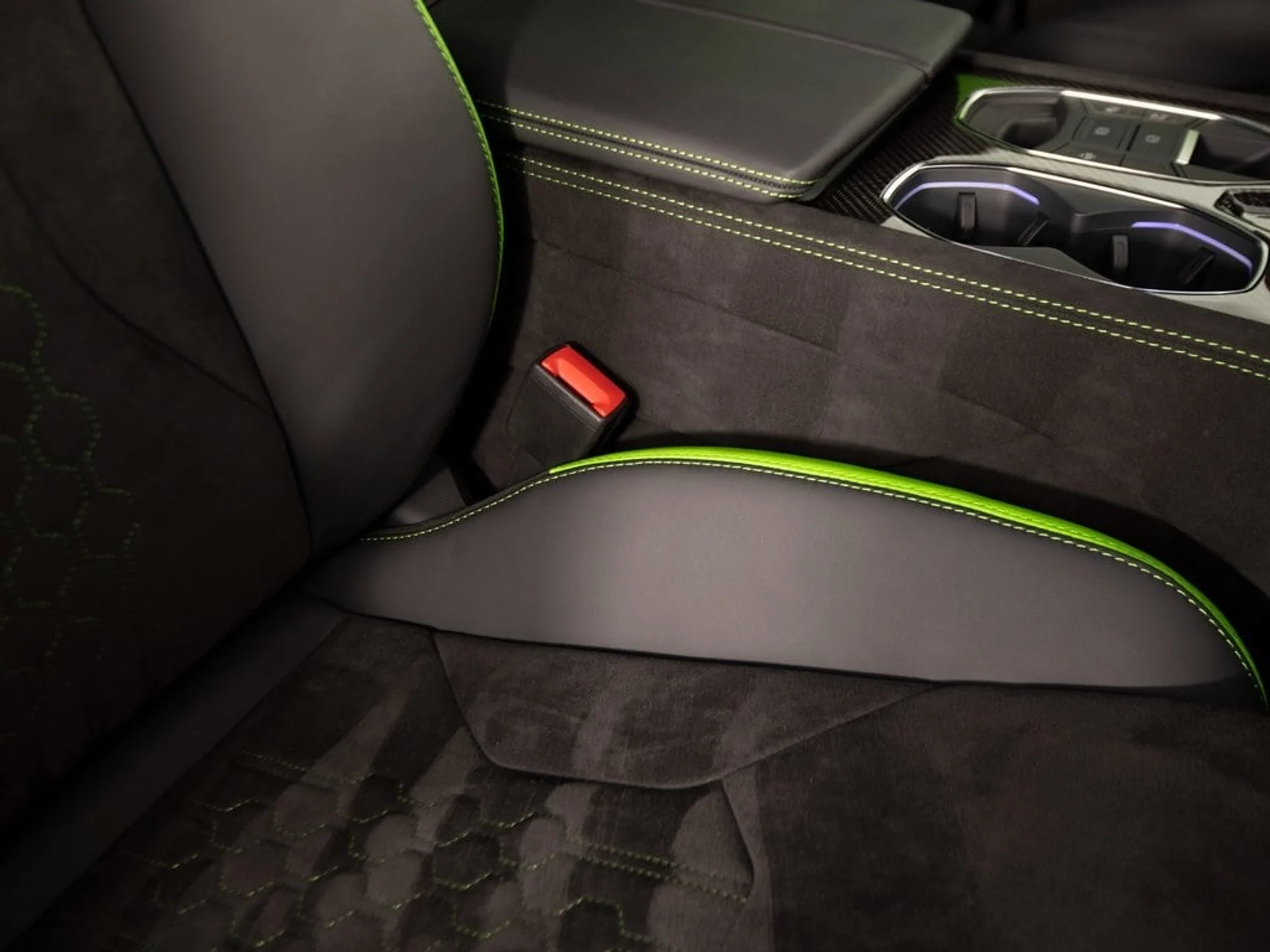 mph056_2065293579_36e73634bd6b4ec856332b4f47330598x_6d609a8990