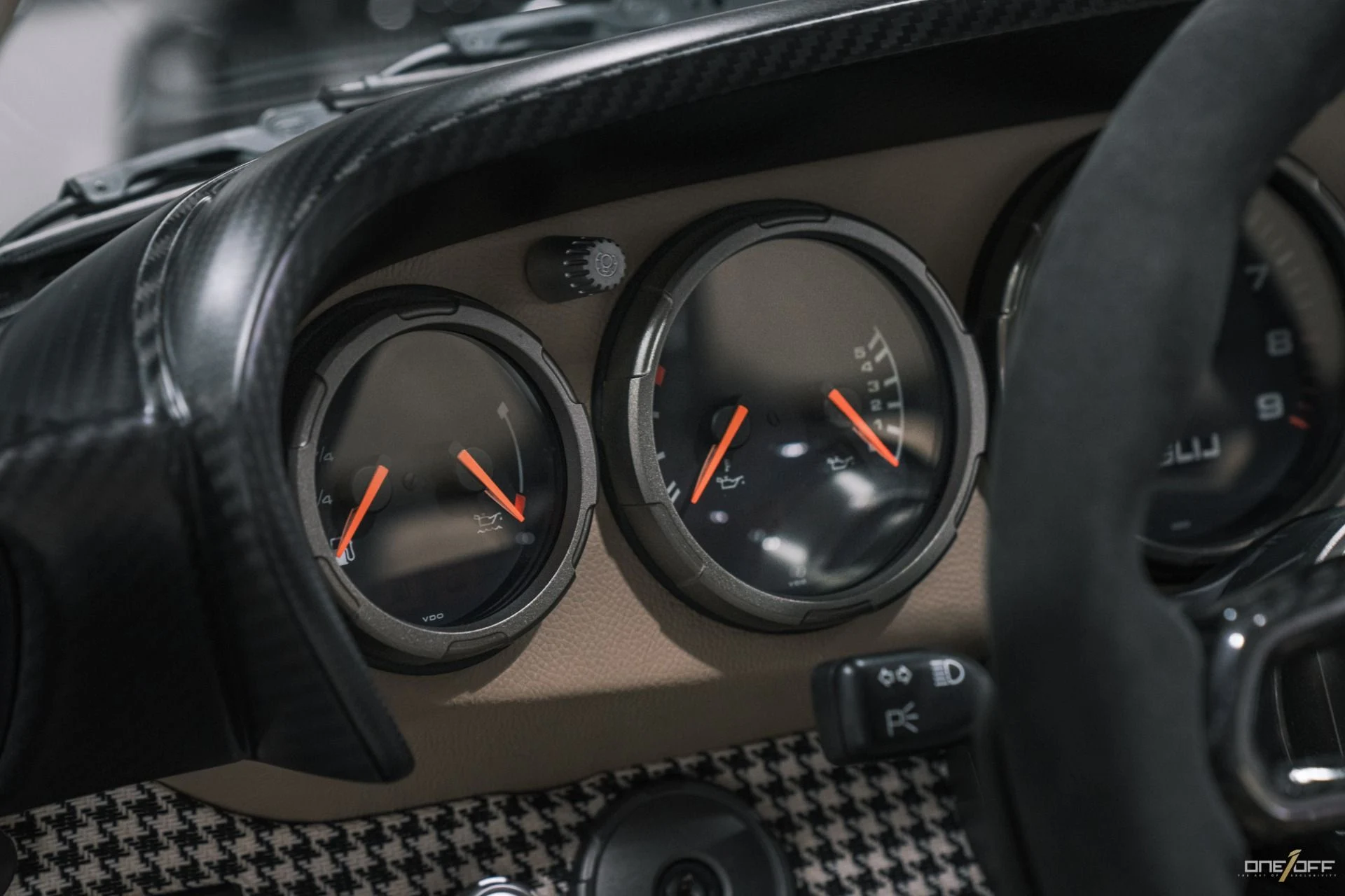 mph056_2065781172_Used_1997_Porsche_911_Gunther_Werks_Speedster_1762325156_61b7fb8c86