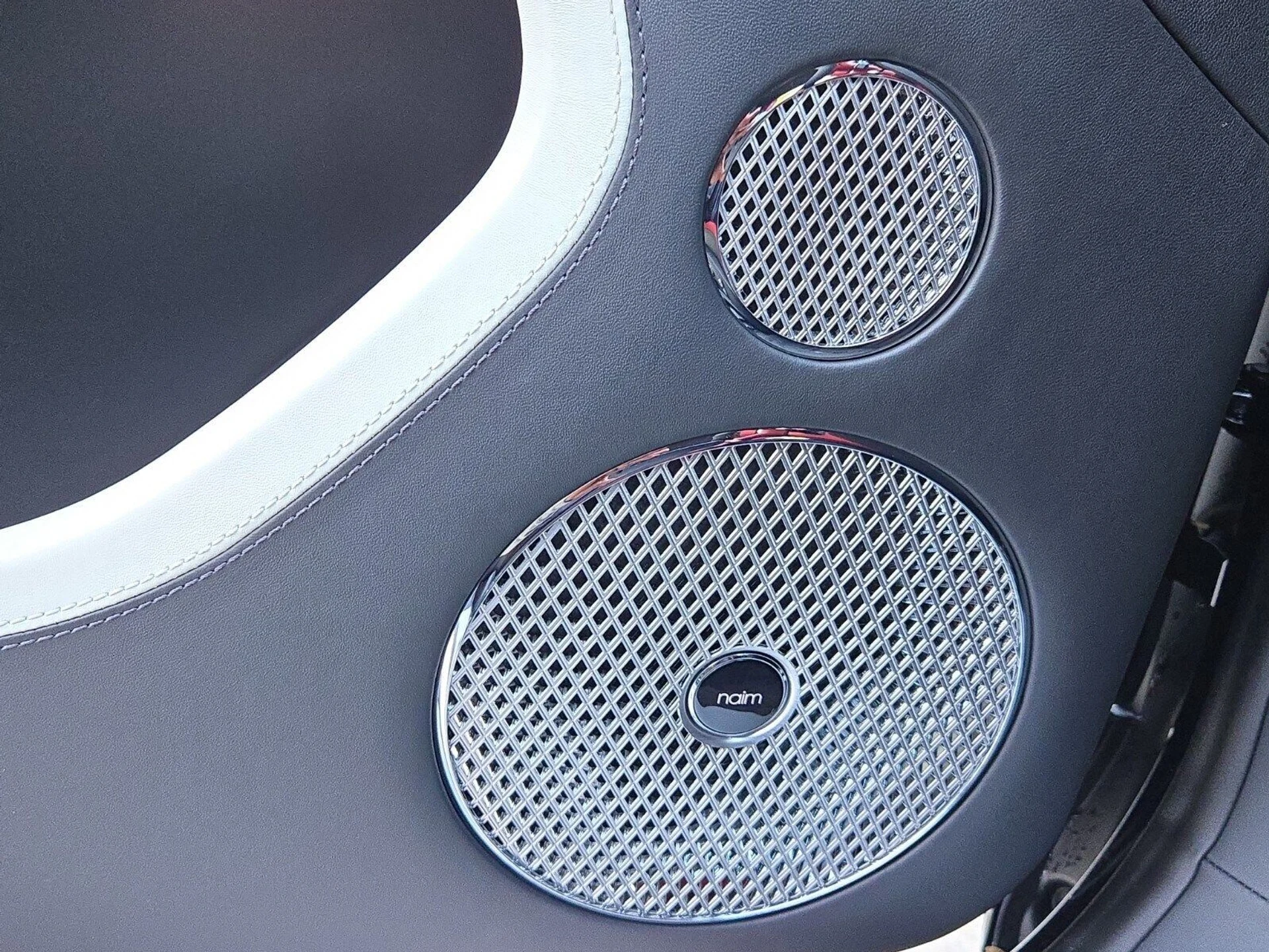 mph056_2129246788_939c903d2086d5e12fb0403fa0314cb6x_3a287a99f6