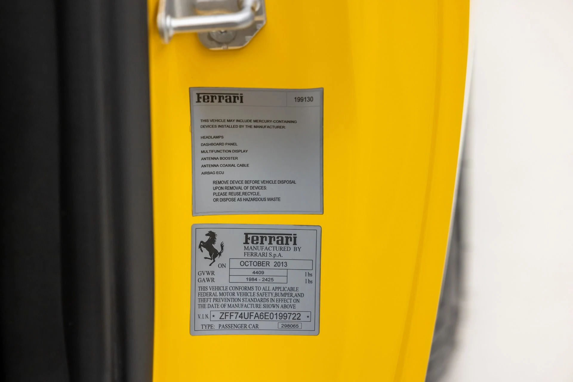 mph056_213337234_Used_2014_Ferrari_F12berlinetta_1766171664_388d97e445