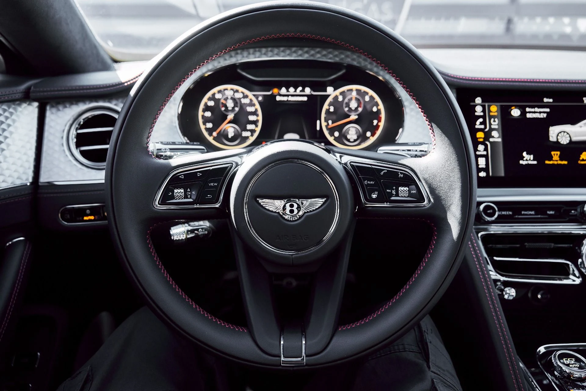 mph056_2177096242_Used_2023_Bentley_Flying_Spur_V8_1773280719_e28ac6e7d6