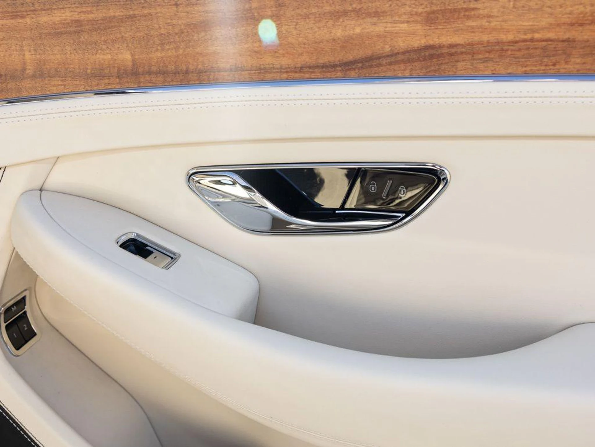 mph056_218922577_499141765_69a452fe0431bab765b4b42c_ec84127095