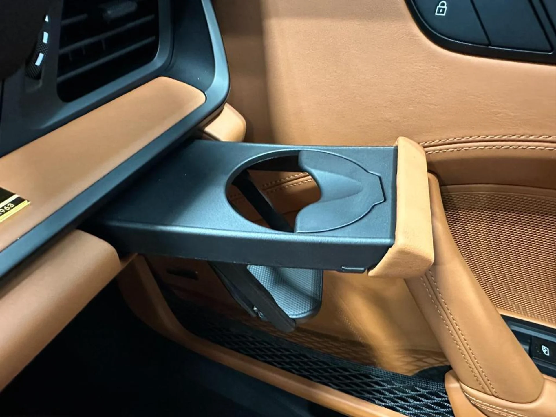 mph056_2189240451_0xqv_BNWQKI_4px8_Rn_YU_7v_Pb_O_Uc_Z8_2454f605fb