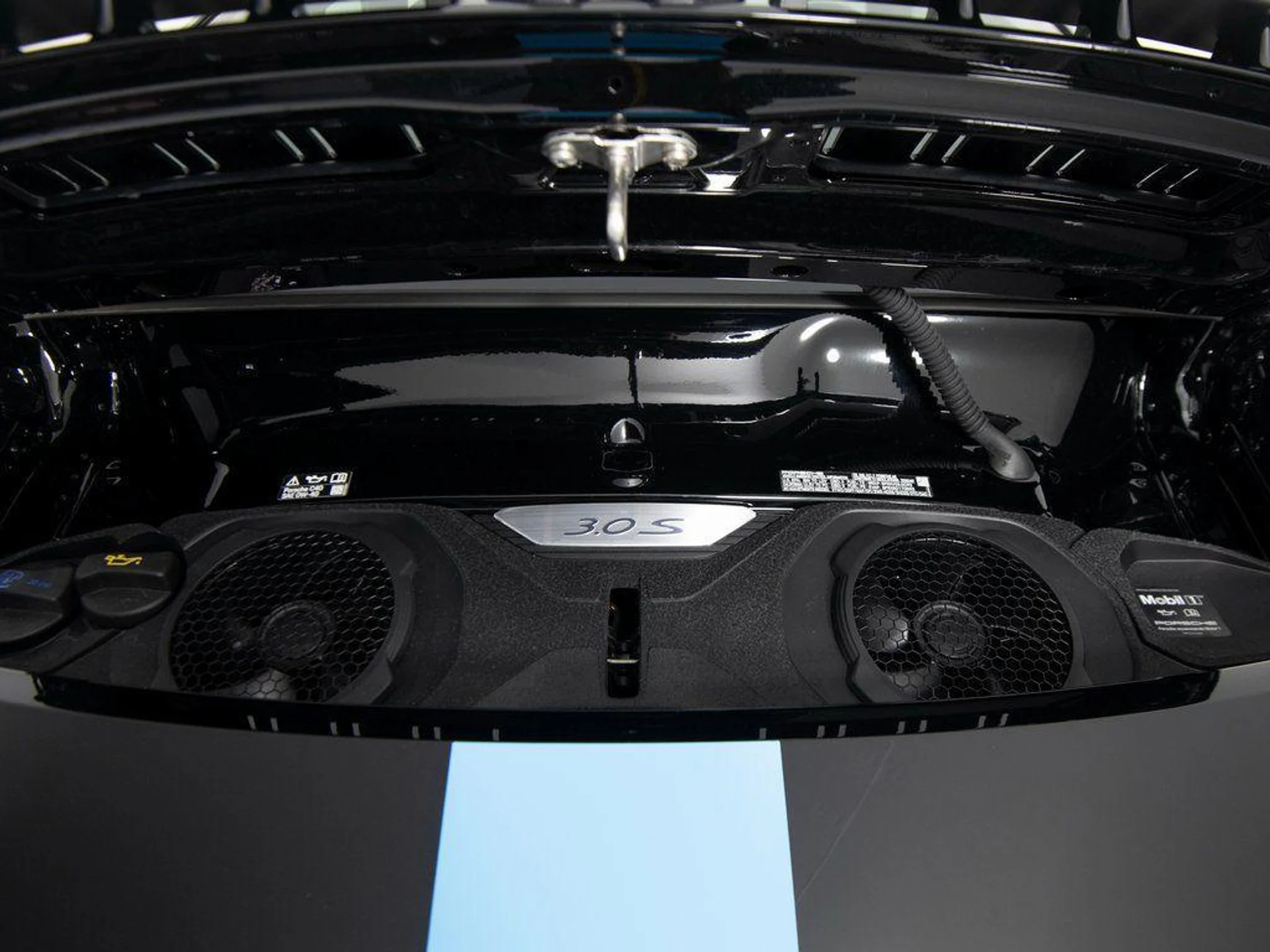 mph056_2190440304_U_Iw6_Qc8_U_Sg_r8hx_Qto_Ul_BMM_Of_NA_2438c315cc