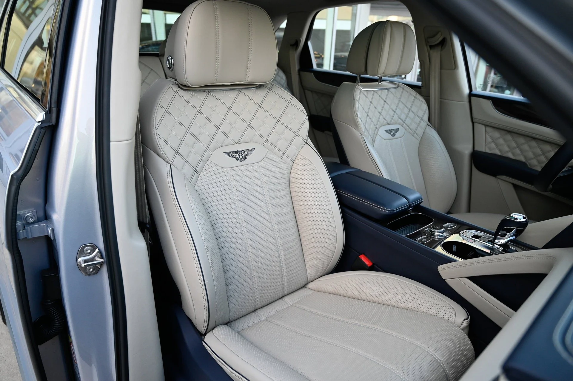 mph056_221929994_bc75aac26201445984bd6837977d6a4d_85982cb32b