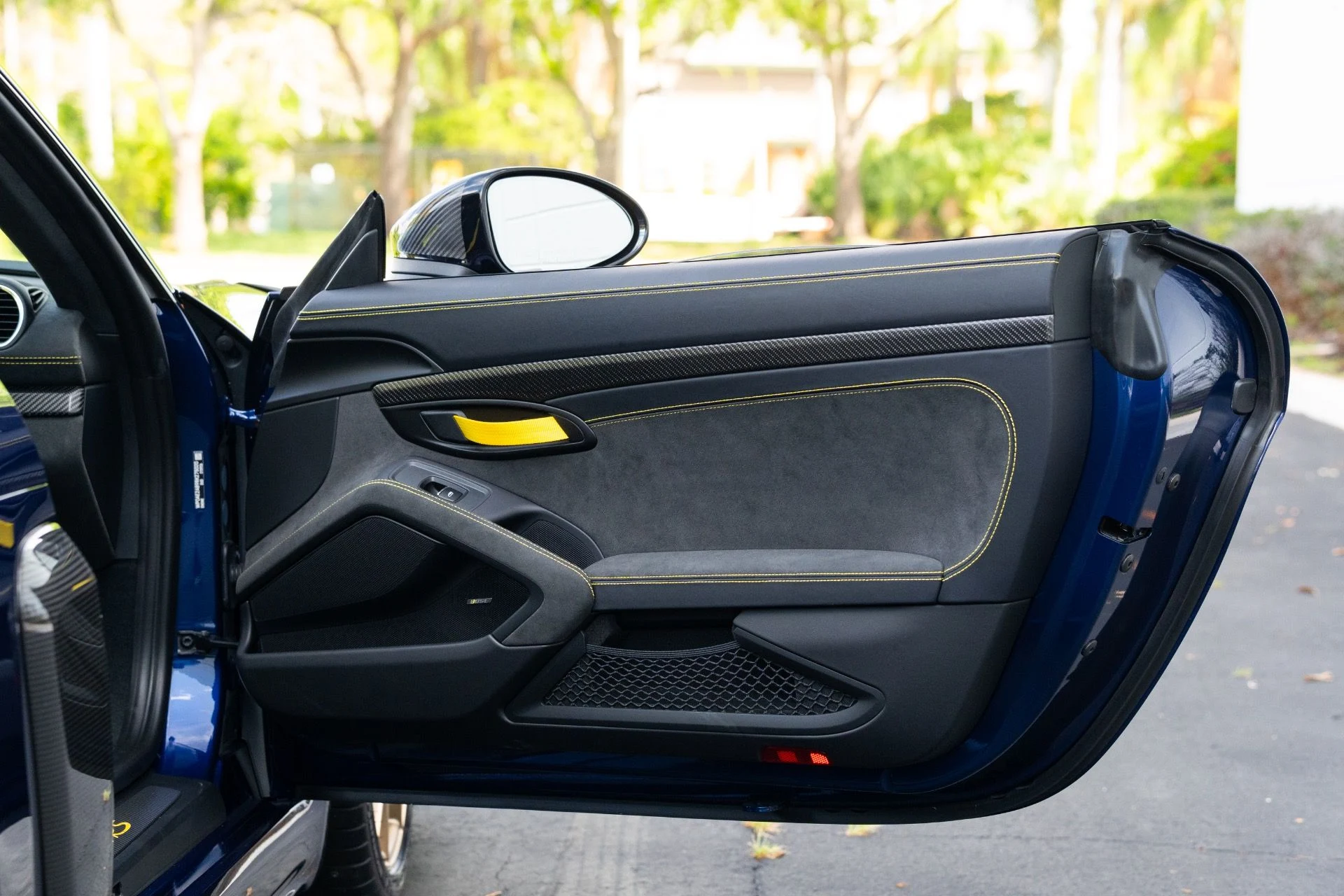 mph056_2224806557_Used_2024_Porsche_718_Cayman_GT_4_RS_1775021157_f3d44e68c1