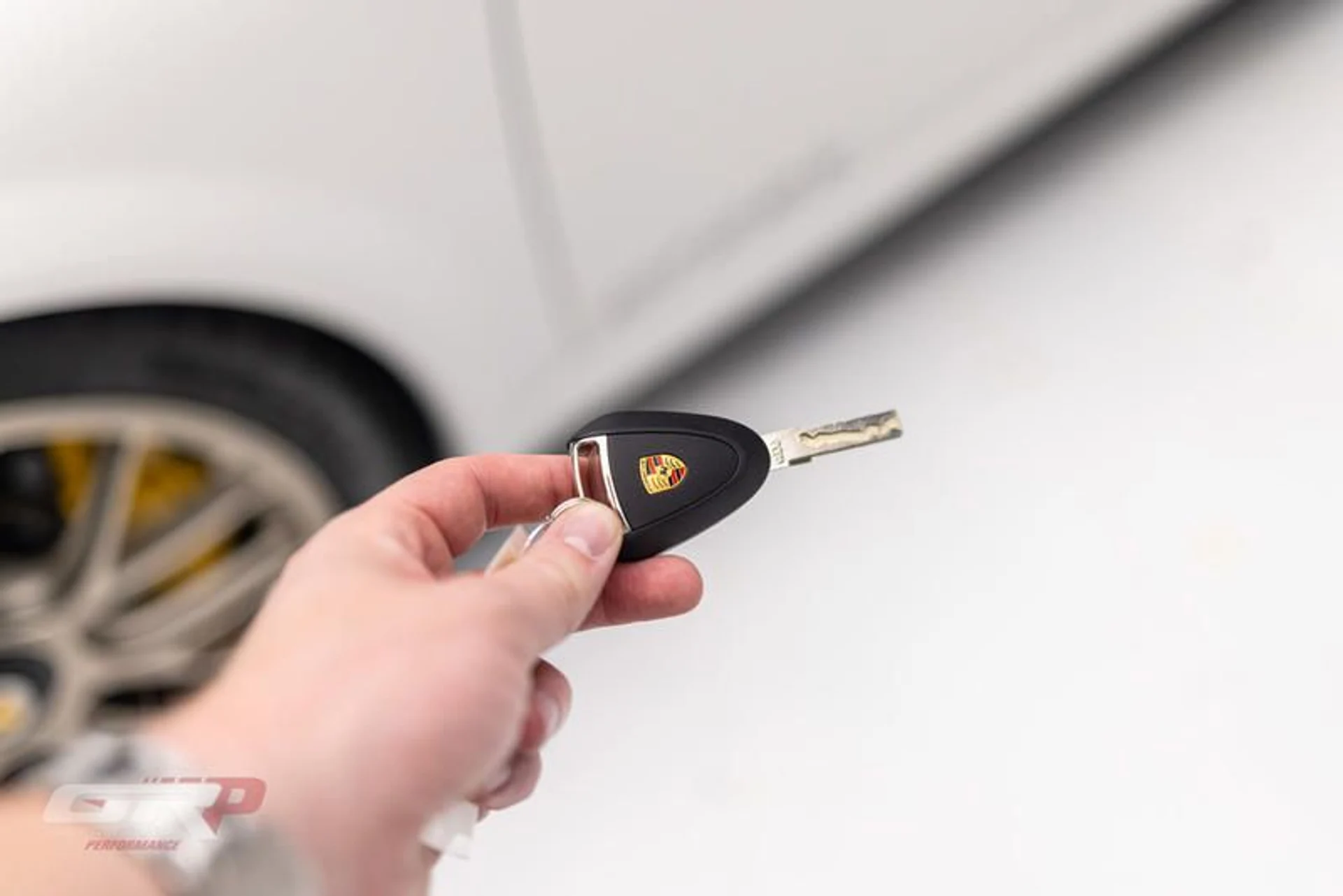 mph056_2268410660_869949_CA_E4_FB_4_B8_B_A8_D8_38_C320_AACF_07_84bb8f89bf