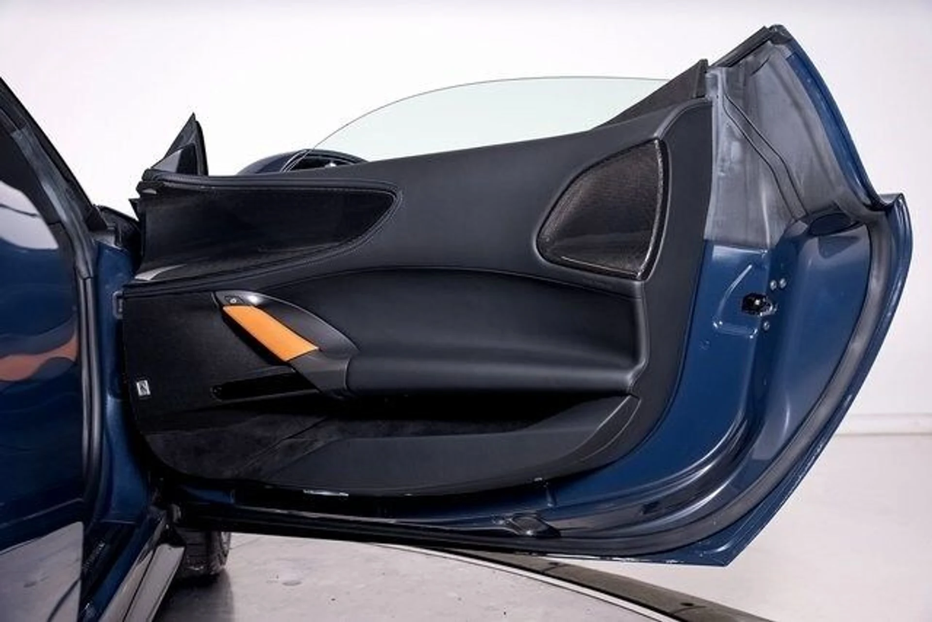 mph056_2273595538_2a67cc2cd0c8b34c05ea06c778cde011x_9f0f008aaf