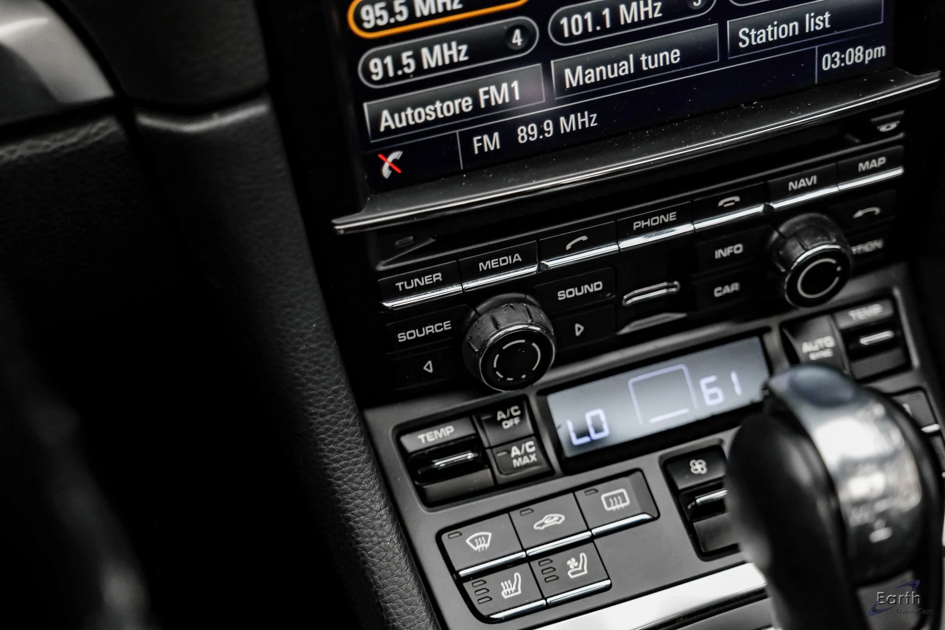 mph056_2360844821_785168ac2fd67219bebe1343c4c146e5x_a9f7a1a814