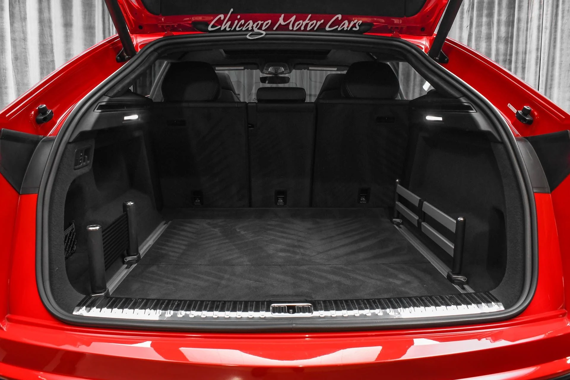 mph056_2380676475_12979_p57_l_093a1016f4