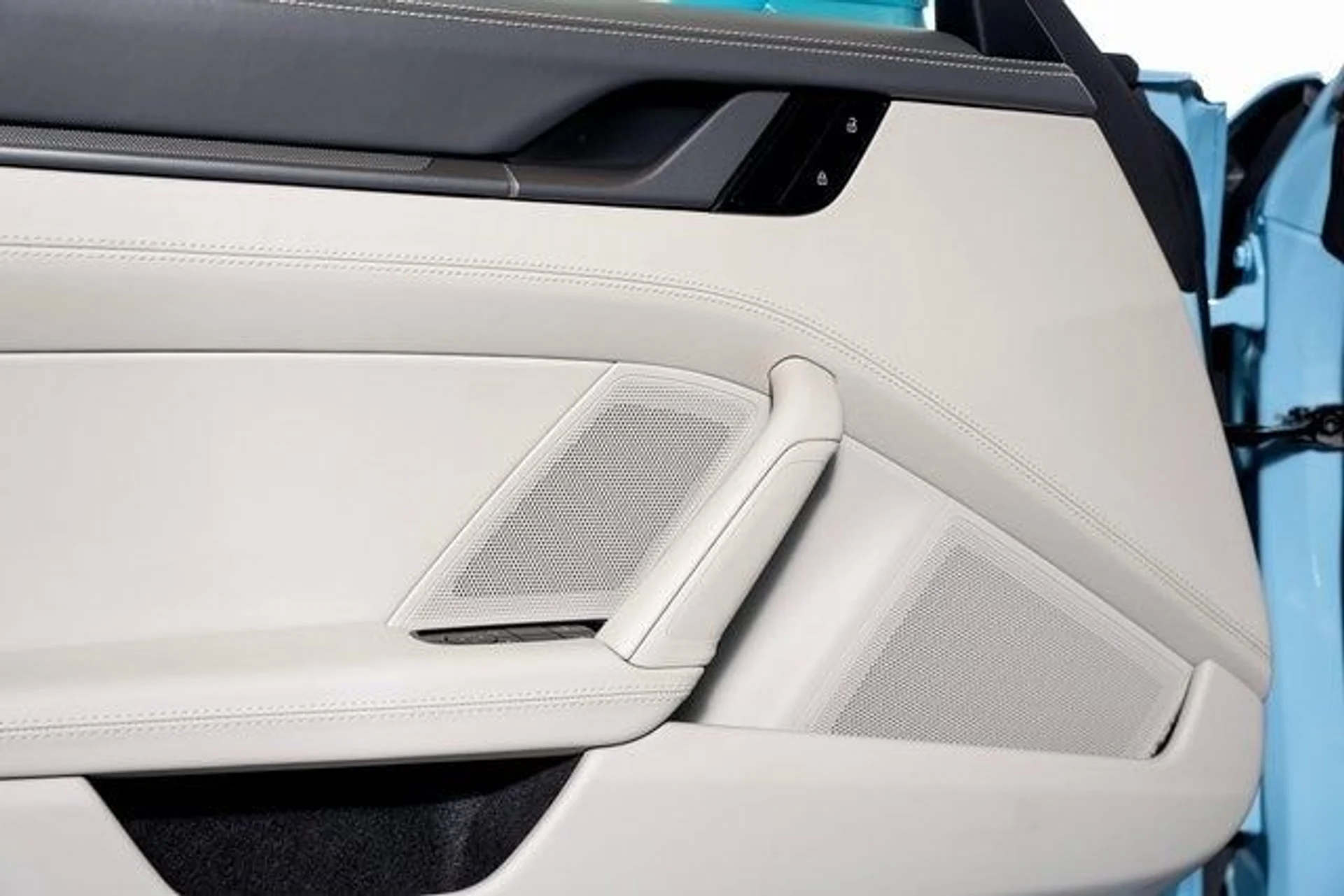 mph056_2395047685_0d743ce4d8c9b3c0dd059a6ff603eb51x_0dace4d341