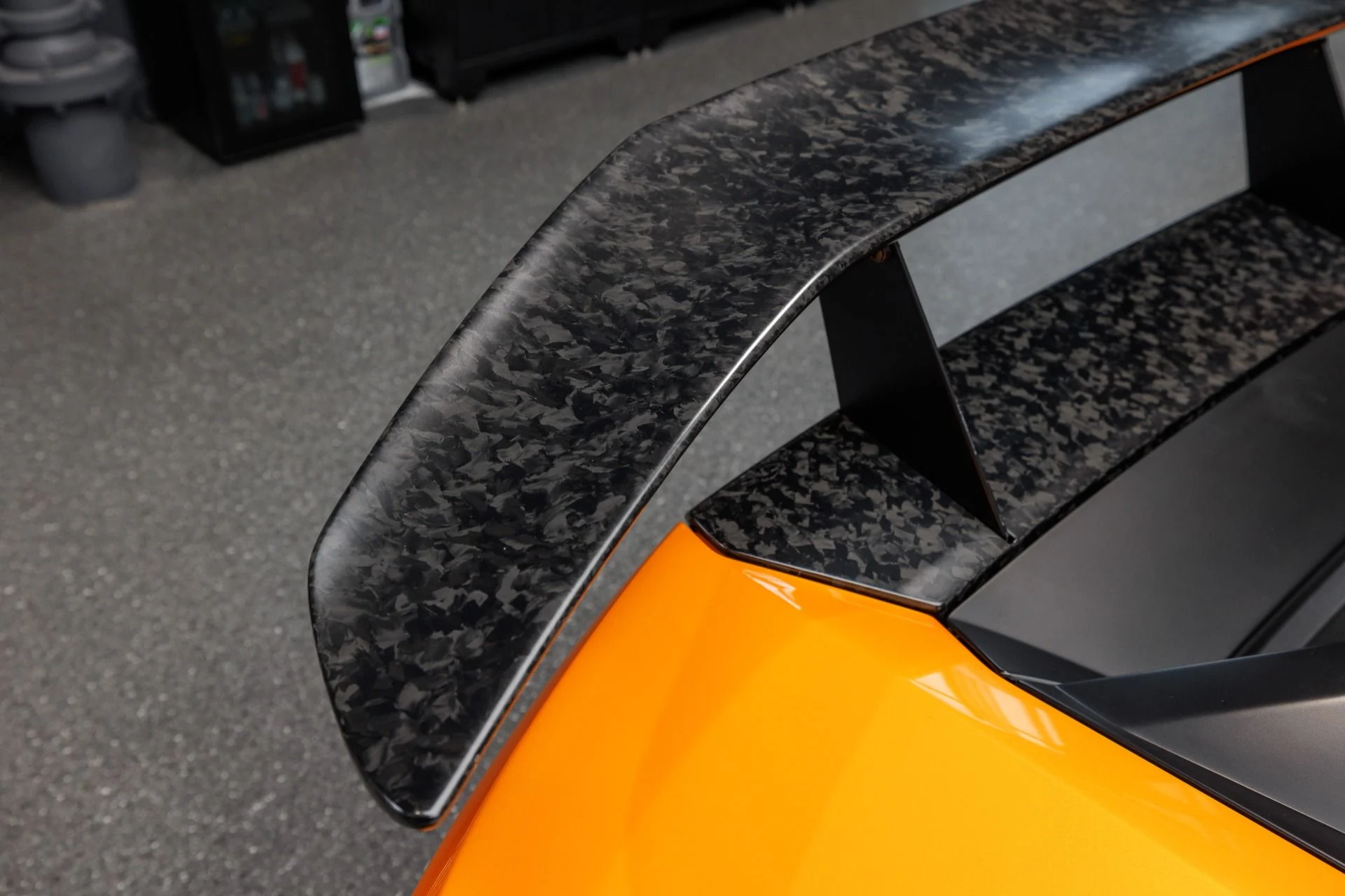 mph056_240055114_Used_2015_Lamborghini_Huracan_VF_Supercharger_LP_610_4_1760479493_448e5a2df9
