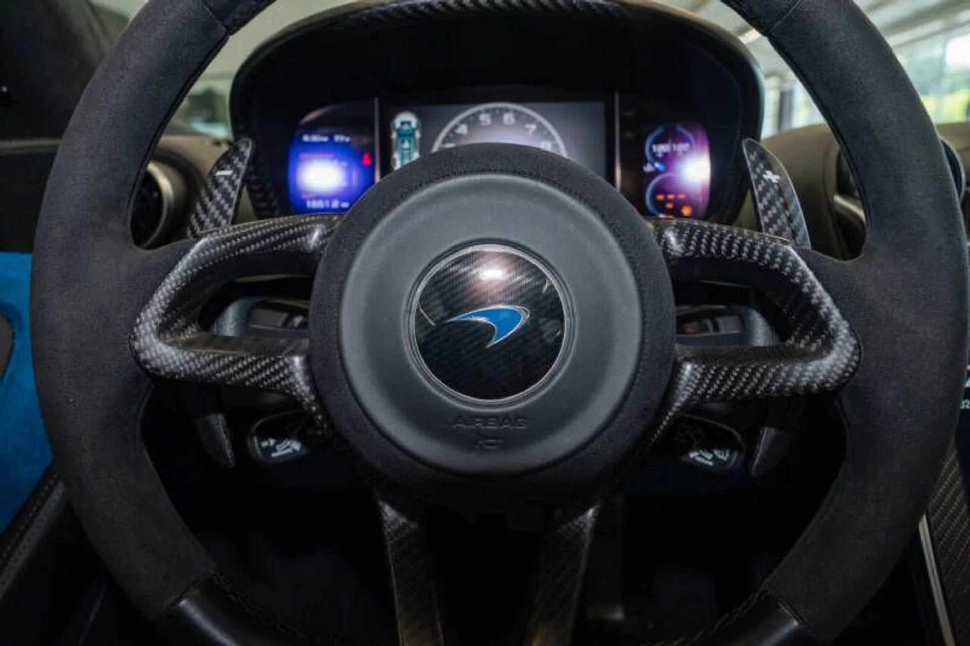 mph056_2426724381_2017_mclaren_570gt_base_2dr_coupe_5b16f610b8