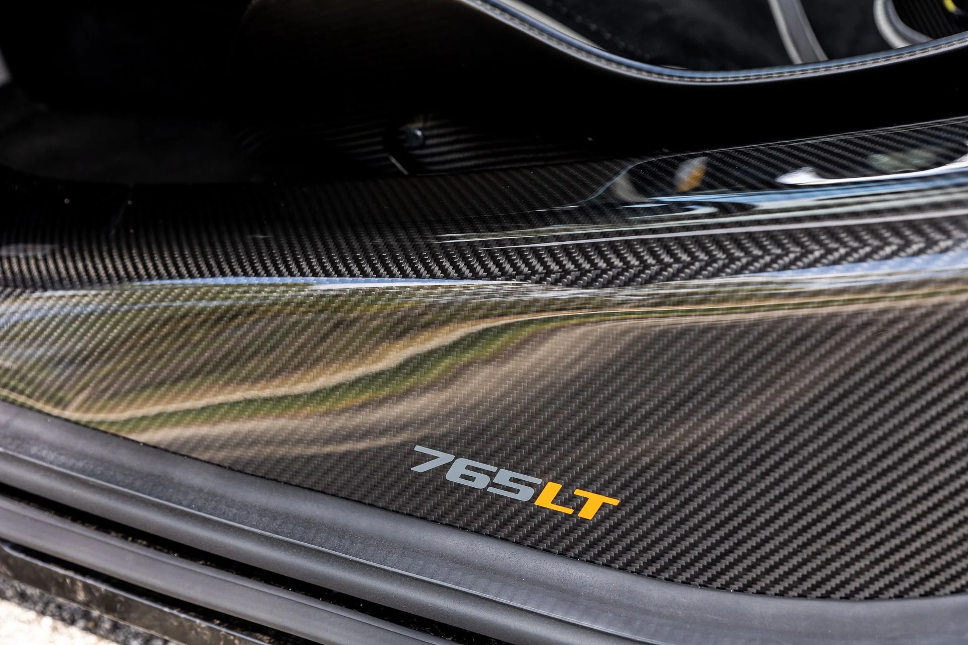 mph056_2431961613_306_p57_l_4e722d69b4