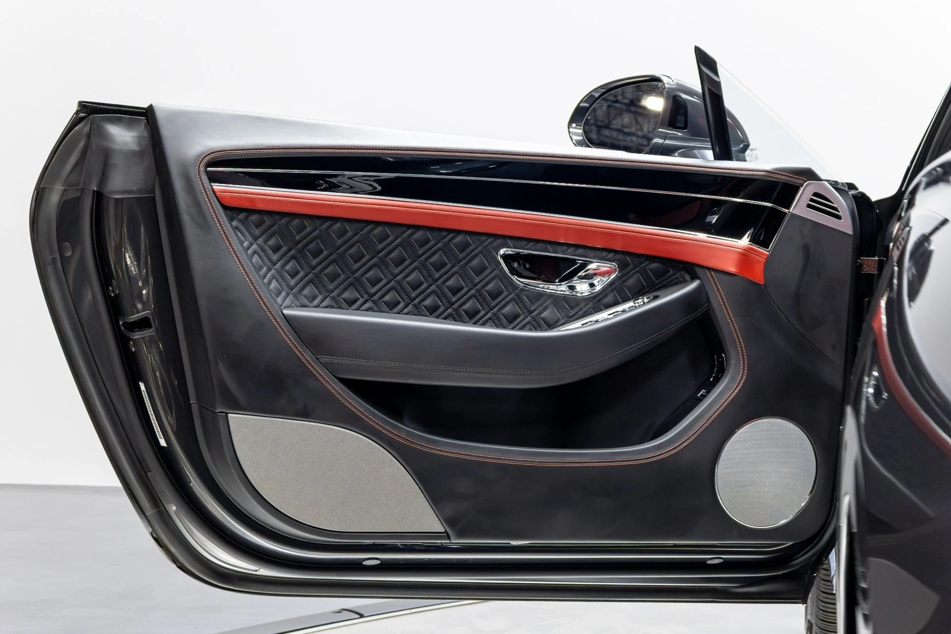 mph056_2432107687_Used_2020_Bentley_Continental_GT_V8_1775255845_227ea07d33