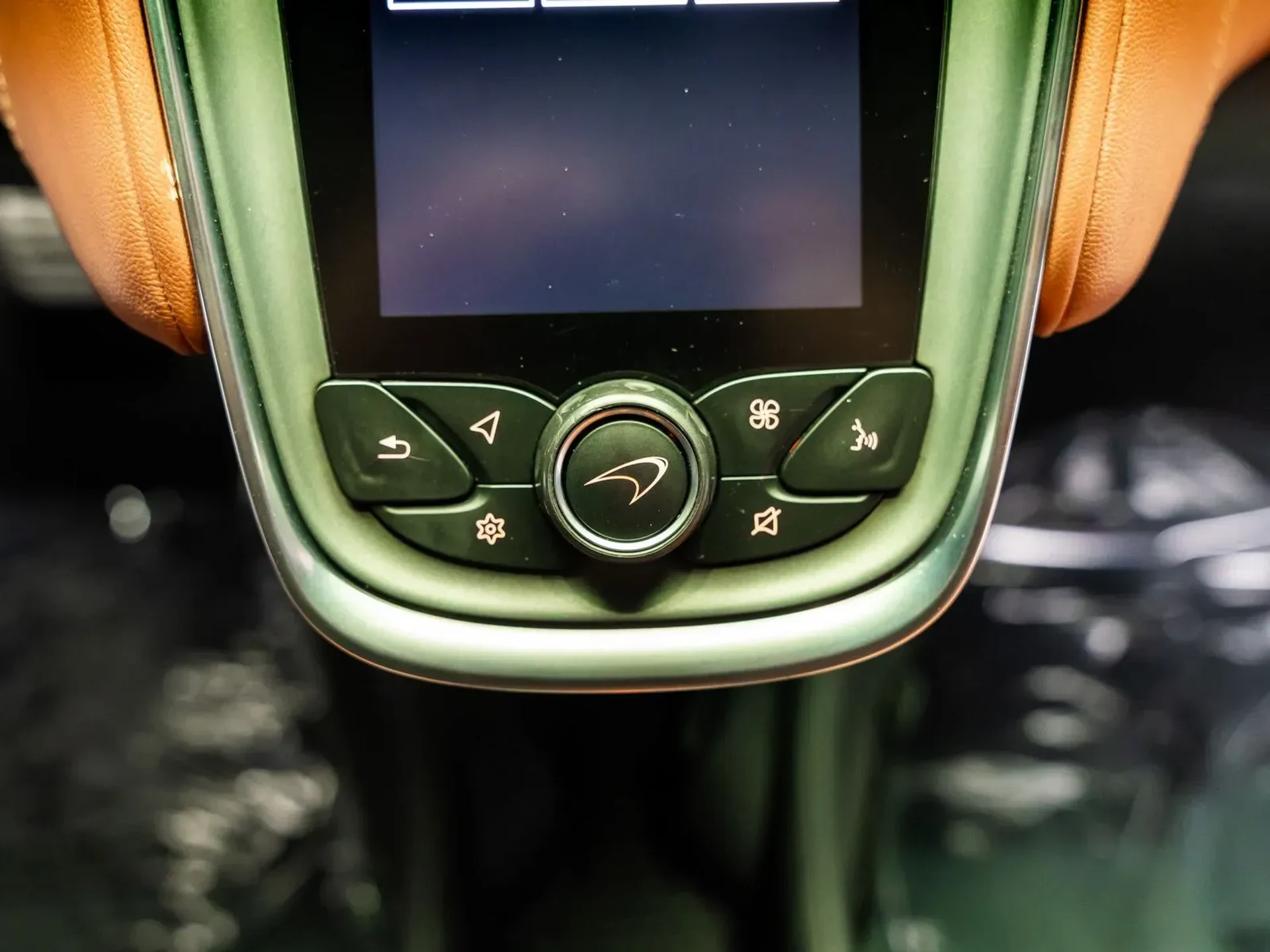 mph056_2452254041_4be27dea_5b2b_4342_84b2_101a0a502fcd_7394181052