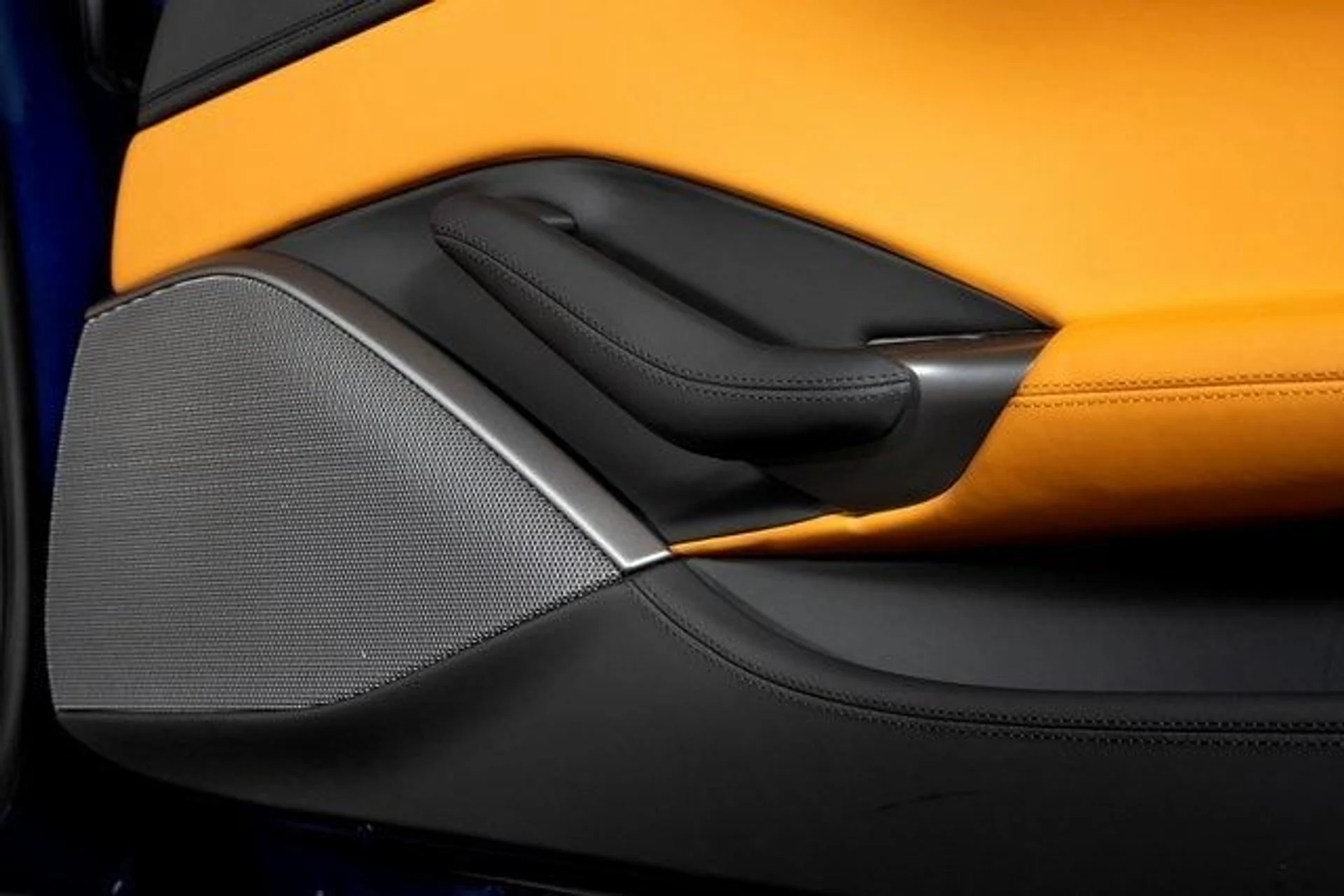 mph056_2456863242_68b0e4d52018363dbc3e038f6123ca09x_d34d6f626e