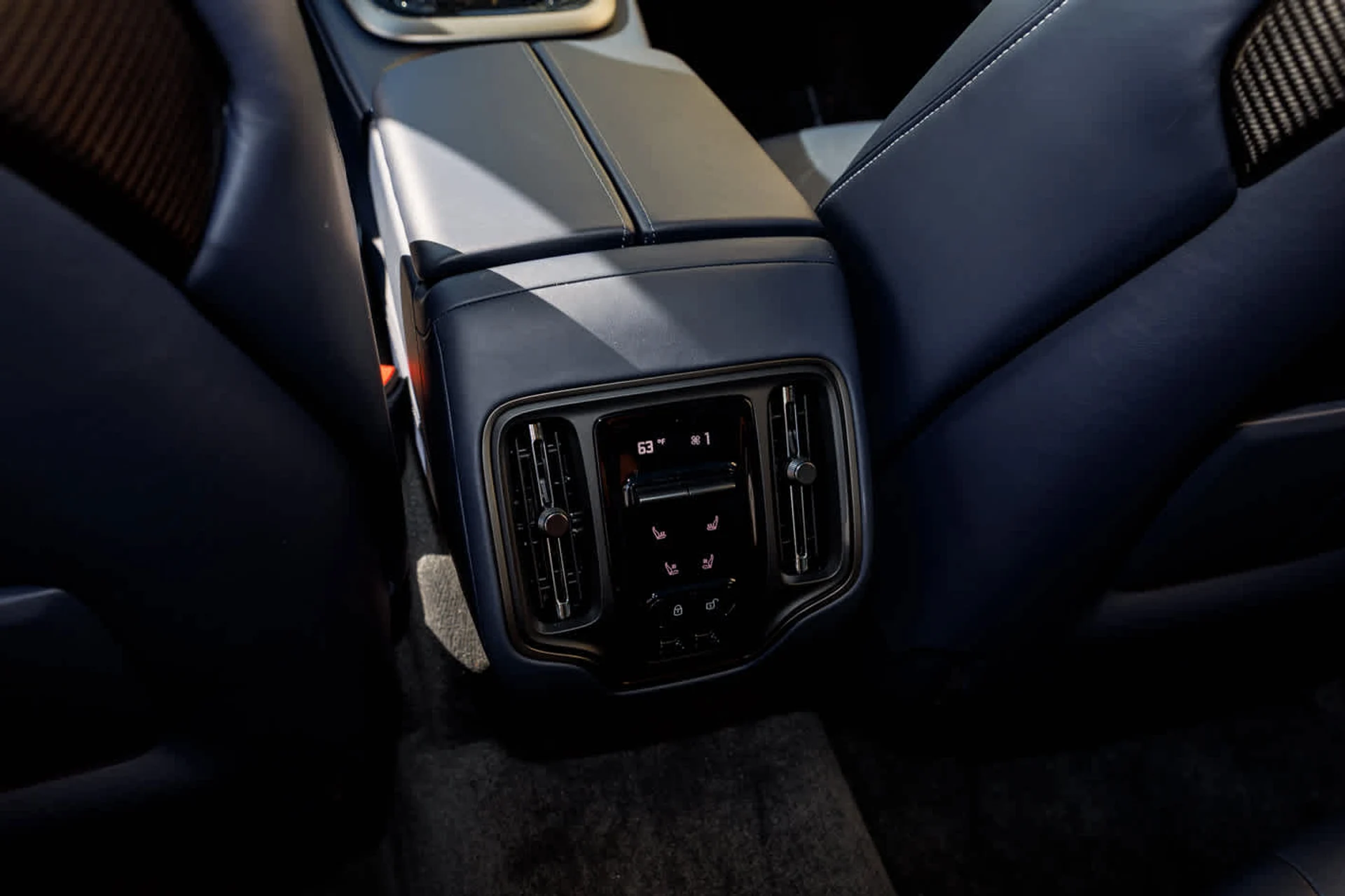 mph056_2482550421_57_d01b6f704b