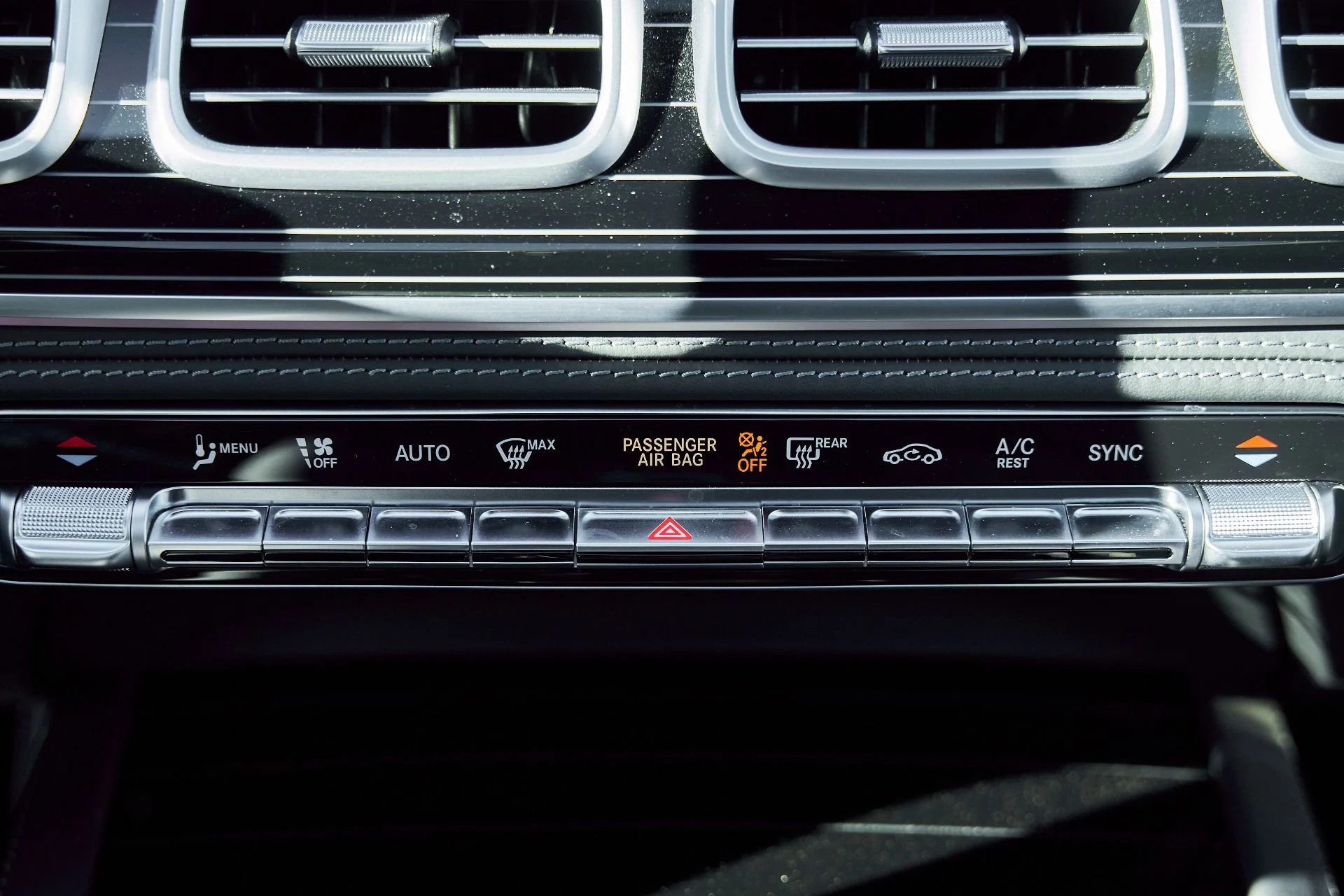 mph056_249522865_Used_2024_Mercedes_Benz_GLS_Maybach_GLS_600_1766882877_b00e60e4e2