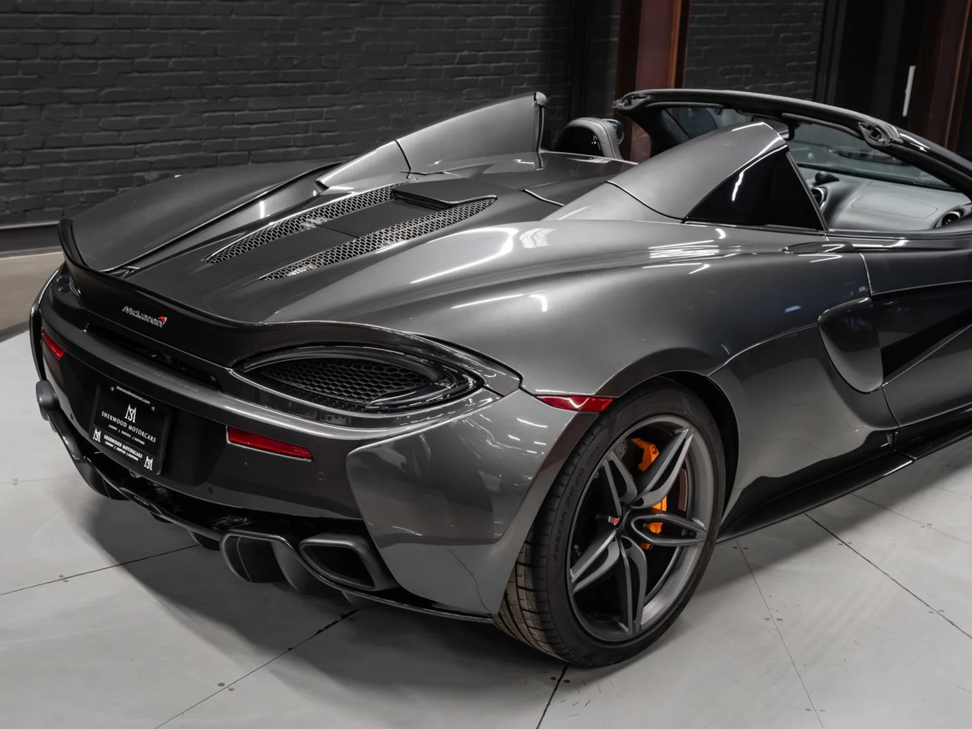 mph056_2513744344_mclaren_570s_2018_a475d36c46