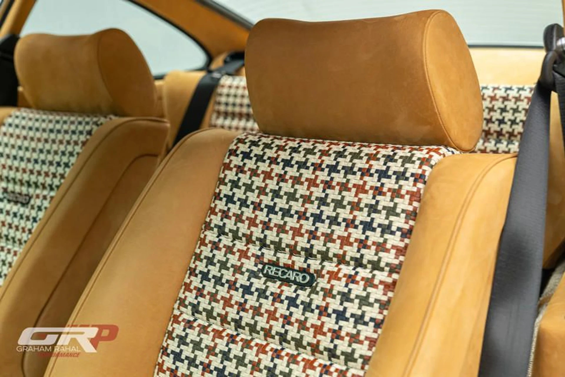 mph056_2520930944_634_D9_D28_F8_C3_4776_A481_05_E5_C08_E6_F03_95c41183e9