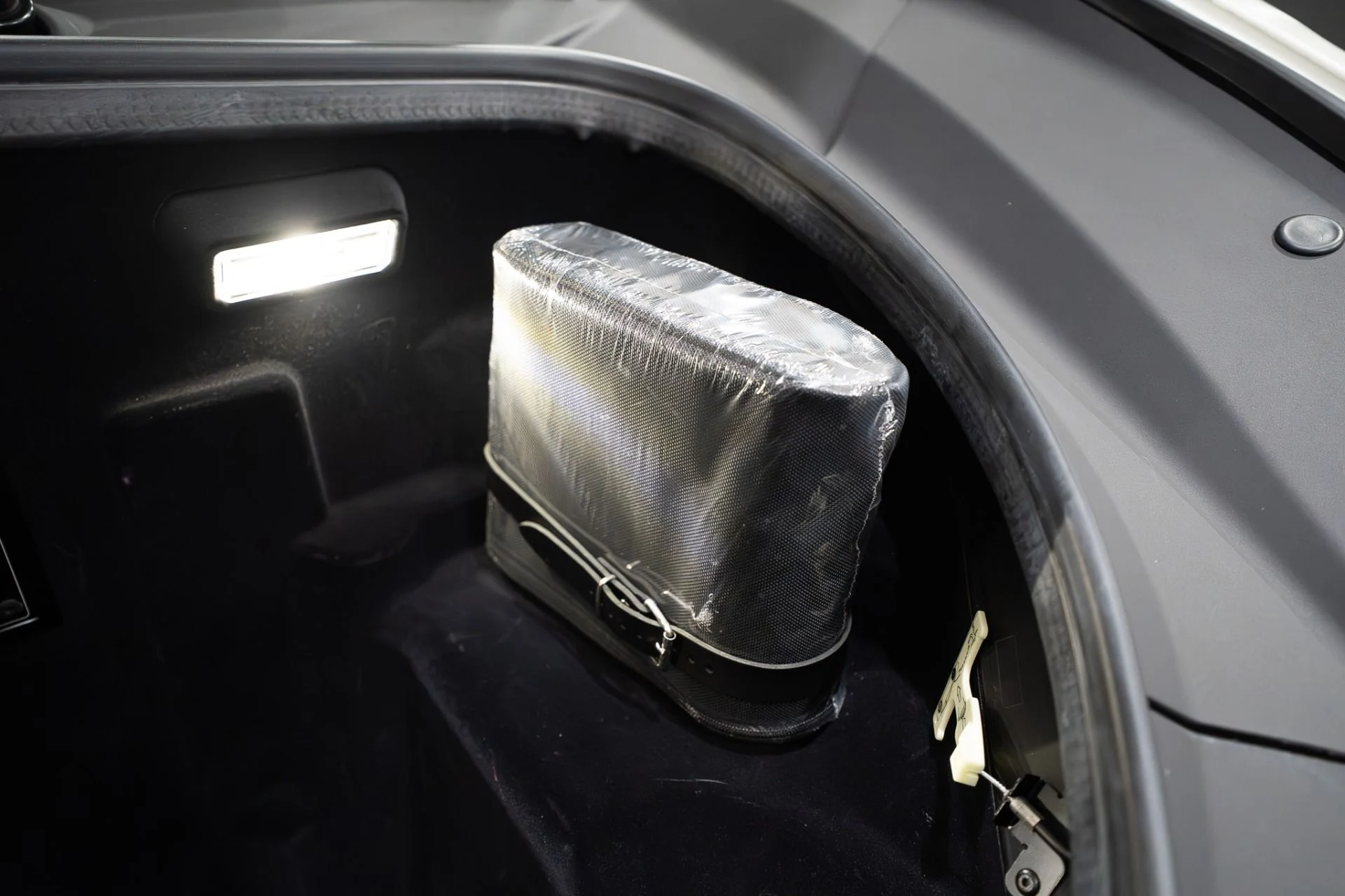 mph056_2555577575_12549_p57_l_55e1b7ce11