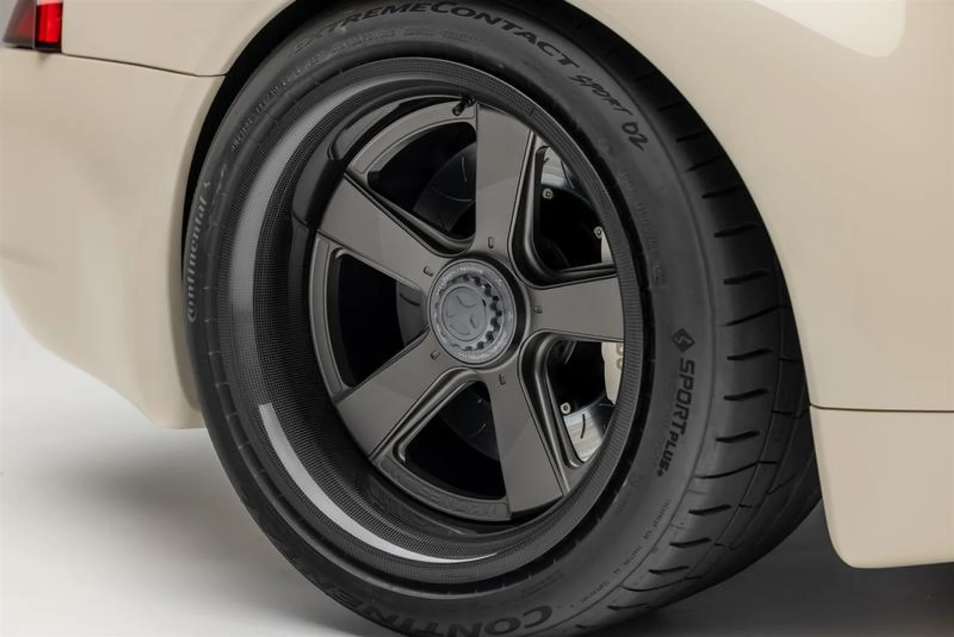 mph056_2561044319_AB_71_B4_AC_E6_F1_4_C0_F_A1_B2_DA_130_BEDD_5_D4_277ef031b1