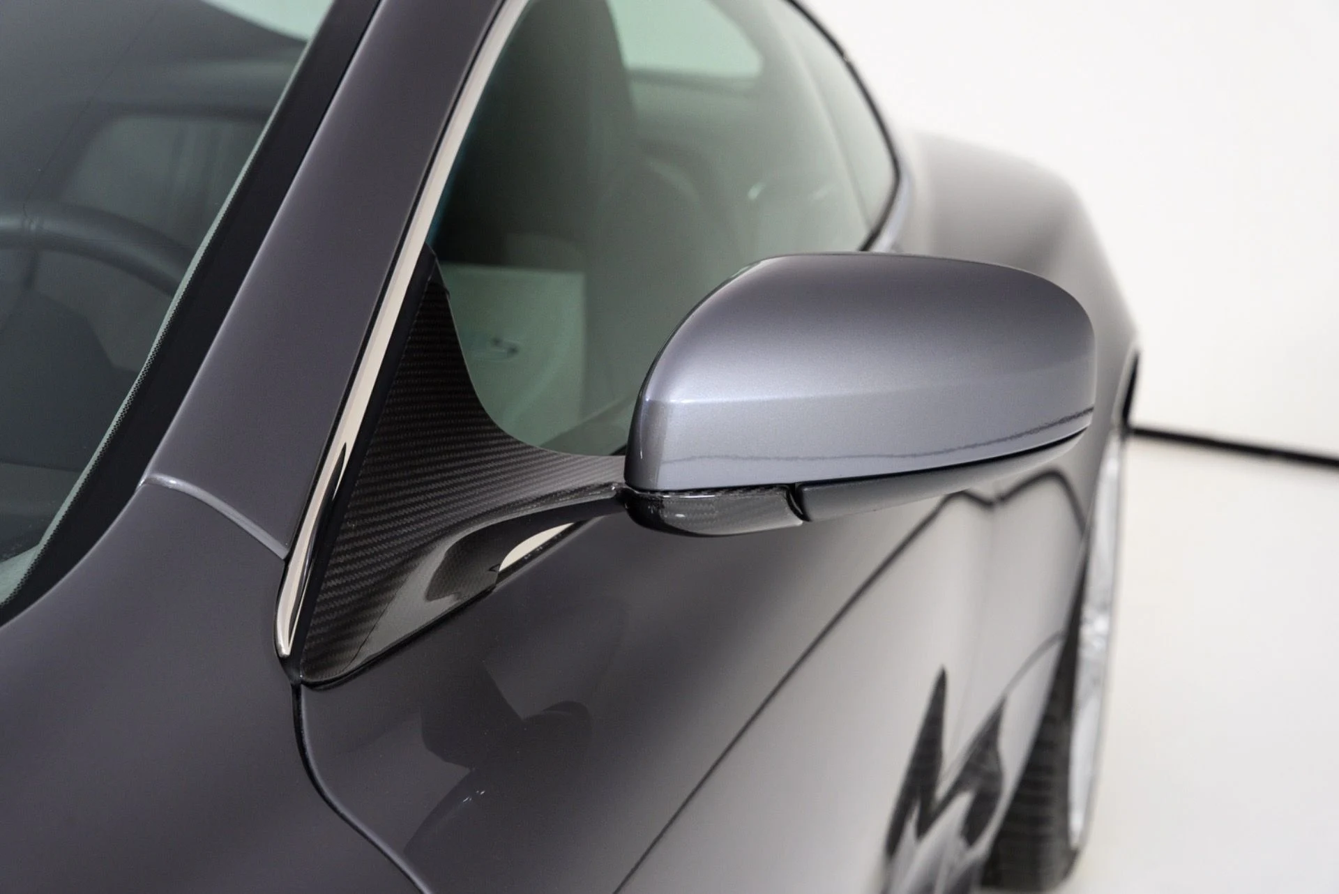 mph056_2564575318_Used_2009_Aston_Martin_DBS_V12_Manual_1782515507_925249e990