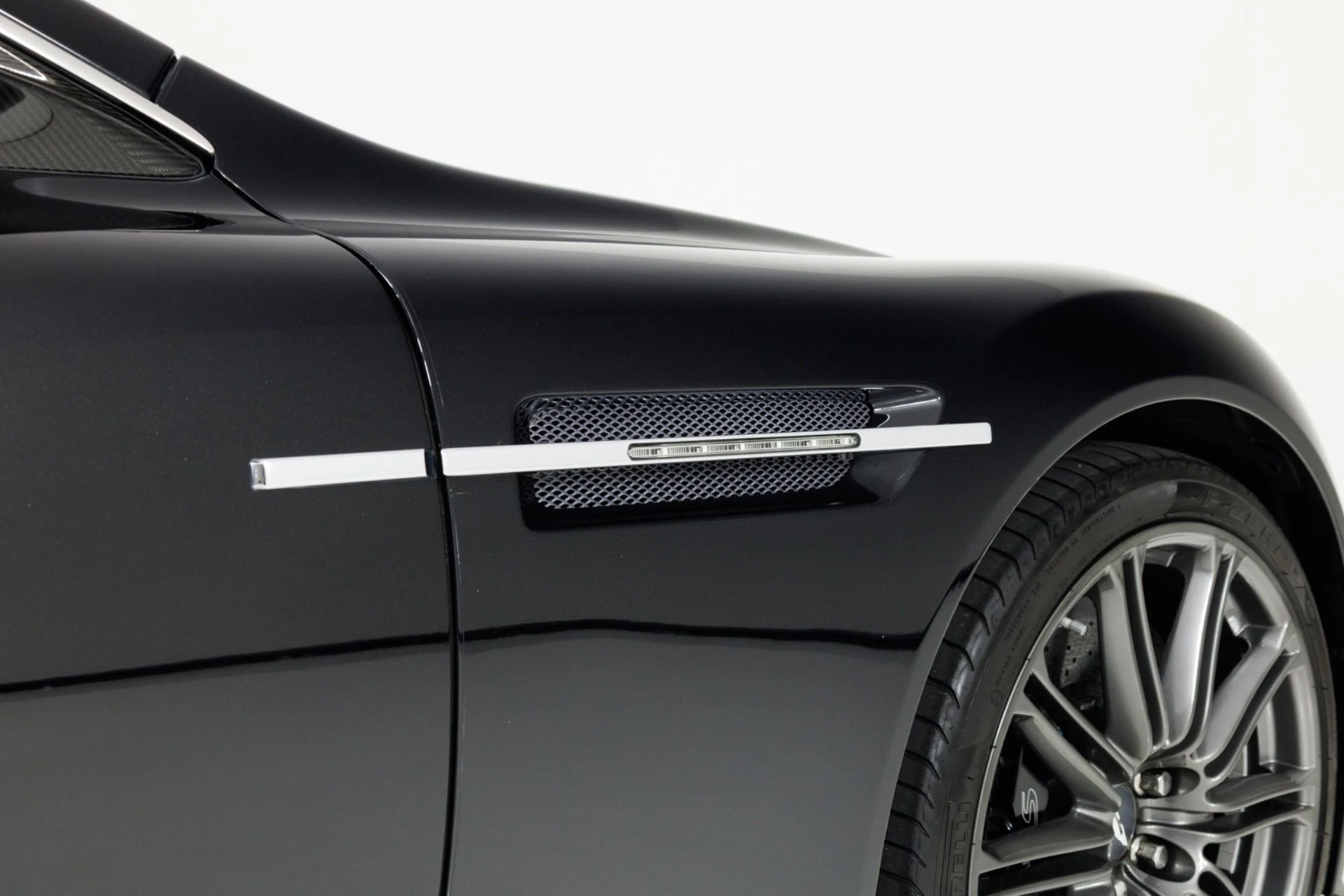 mph056_2564947037_Used_2009_Aston_Martin_DBS_V12_Manual_1785525207_38abdd184c