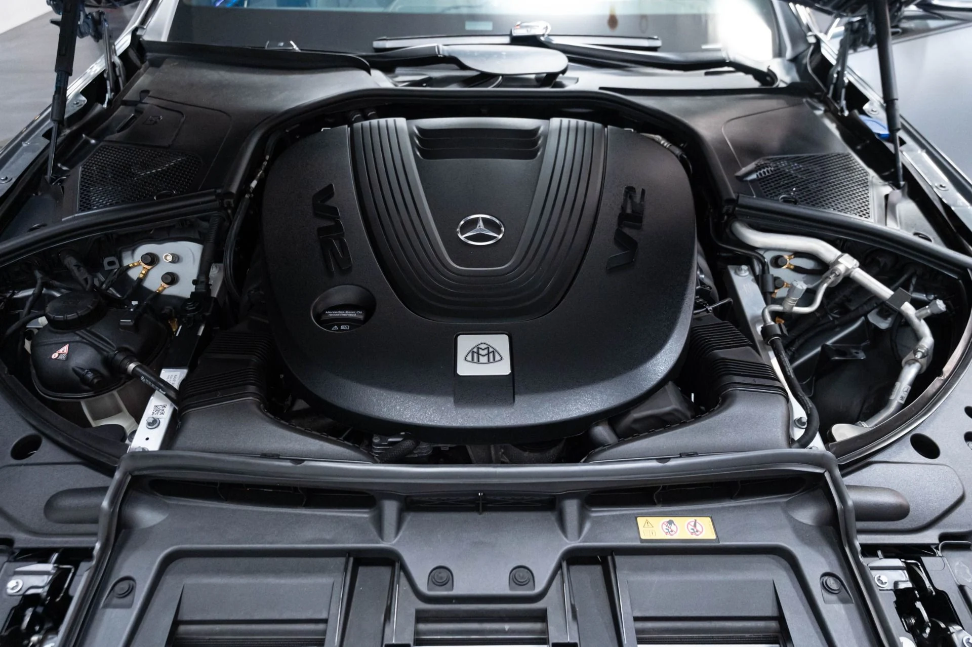 mph056_2575411811_Used_2024_Mercedes_Benz_S_Class_Maybach_S_680_4_MATIC_1783529476_54dbc857ec