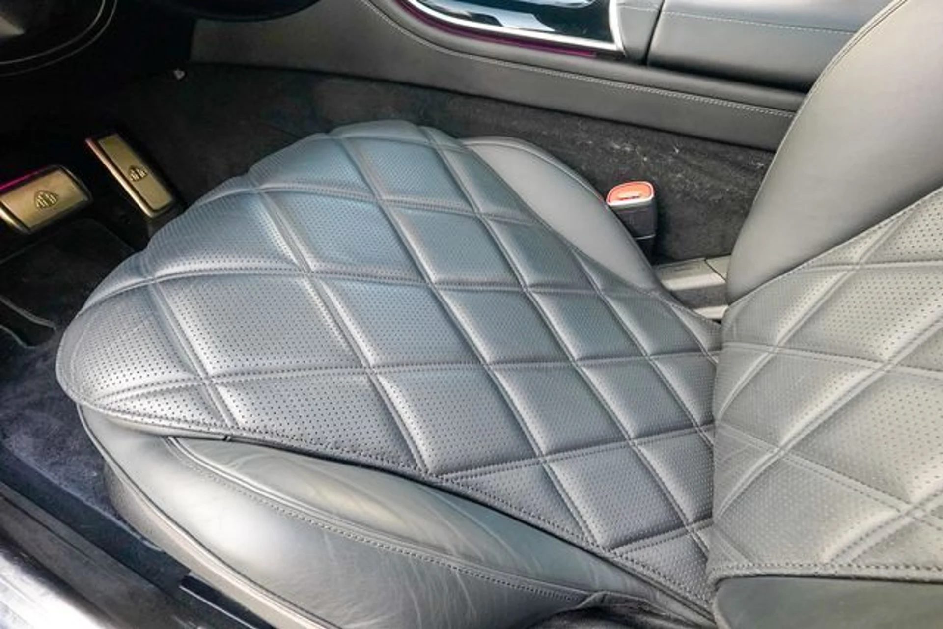 mph056_2581595181_22986852_57_54d18c8cc3