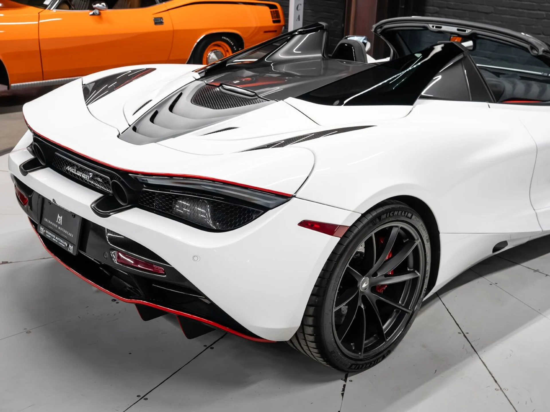 mph056_258638894_mclaren_720s_2019_c539f55824