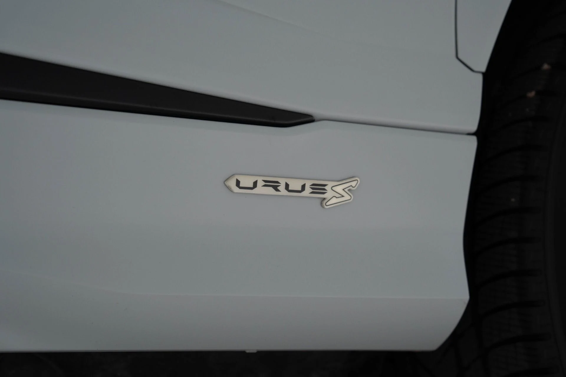mph056_2661760762_Used_2024_Lamborghini_Urus_S_1777580750_1daa0d7cfe