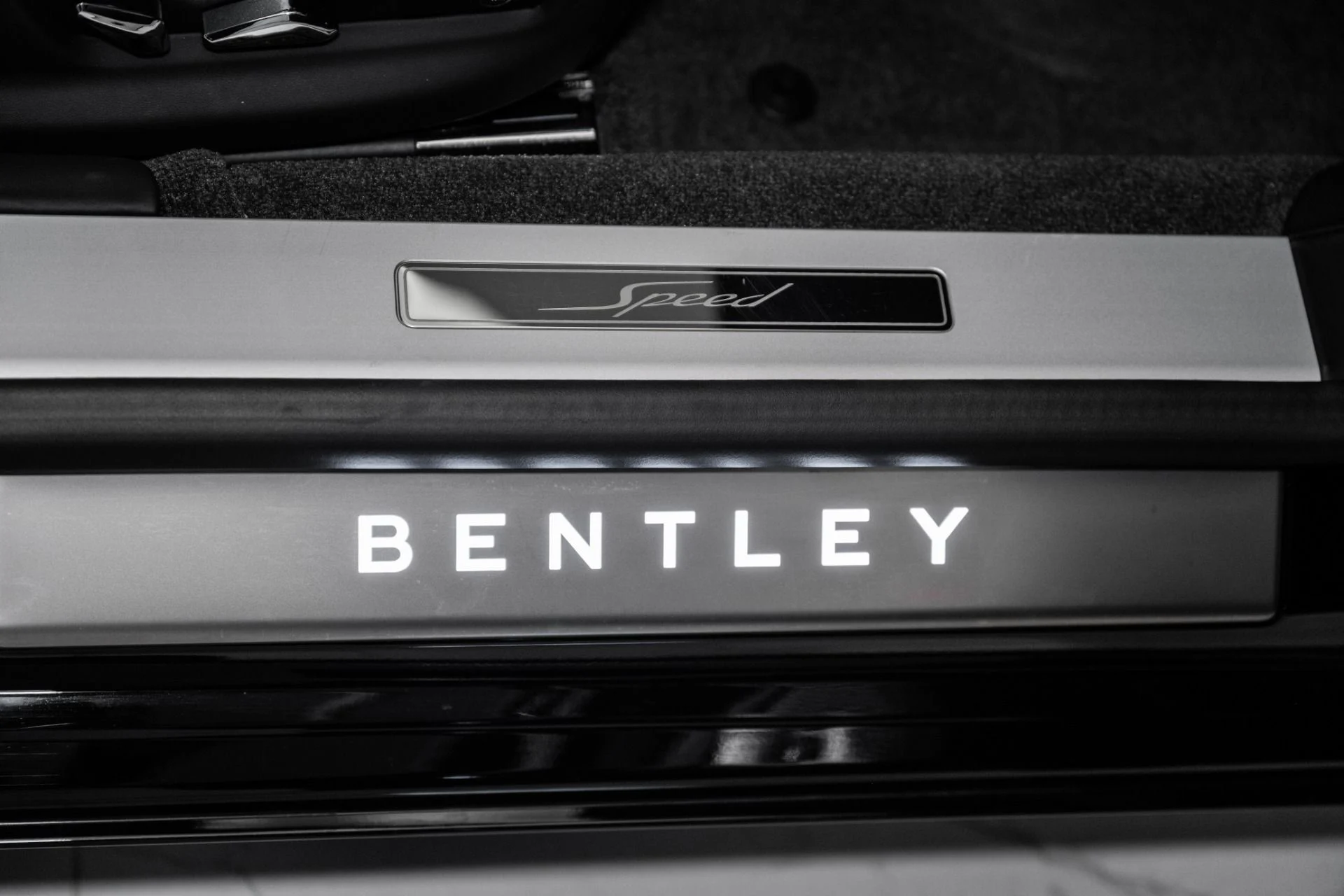 mph056_2663147913_Used_2024_Bentley_Flying_Spur_Speed_1741190012_90eadcf7cc
