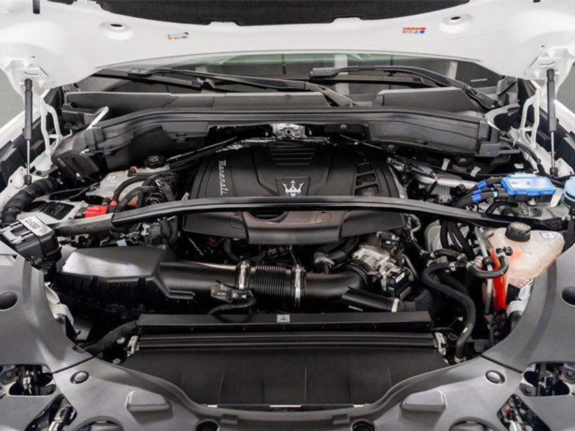 mph056_2671060020_B_Wcthd_WP_8ckr_Vm_Zd_O_Jv_KN_Kk8_Js_bf5501412d