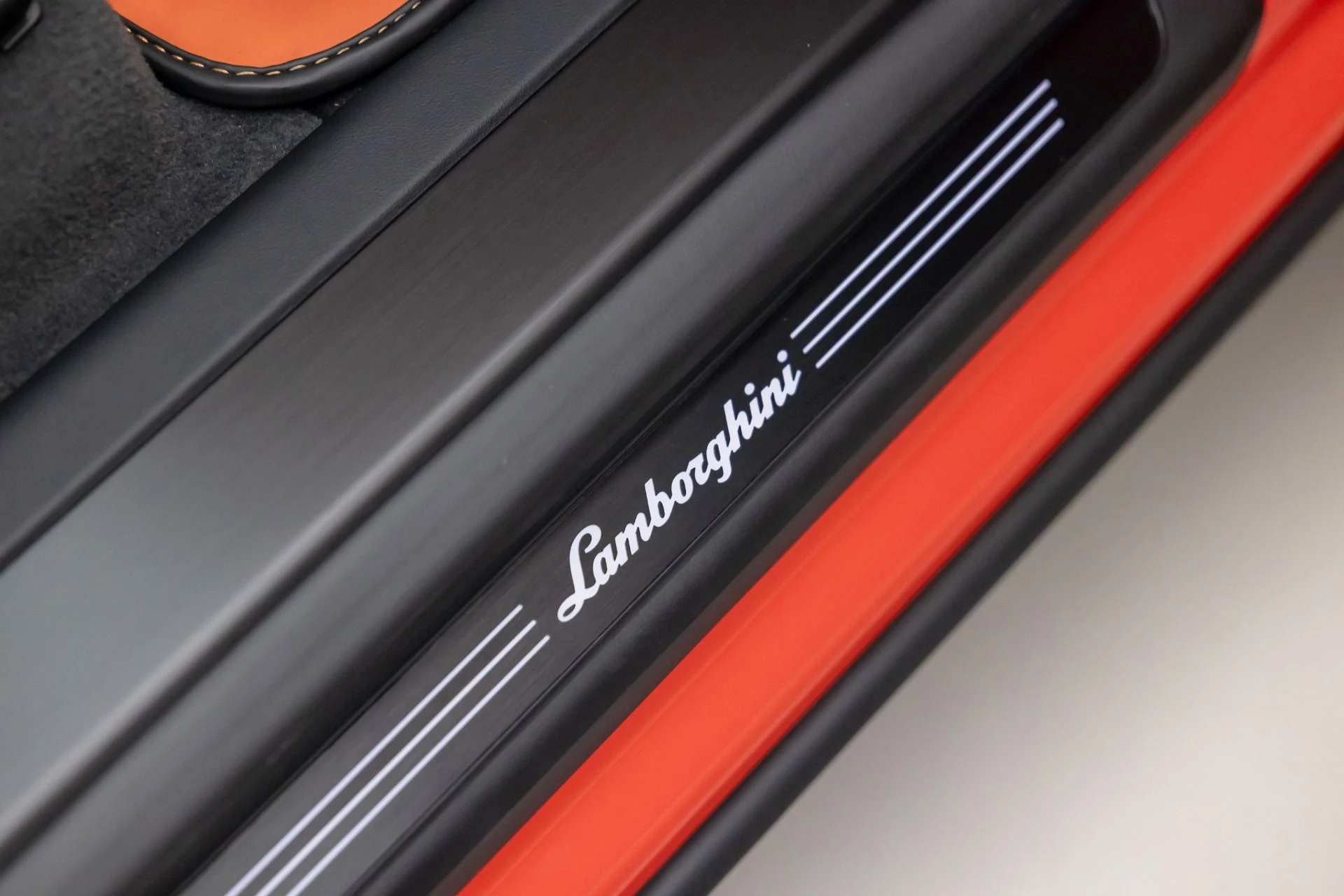 mph056_2709377430_Used_2024_Lamborghini_Urus_S_1766449487_d1b34a356b