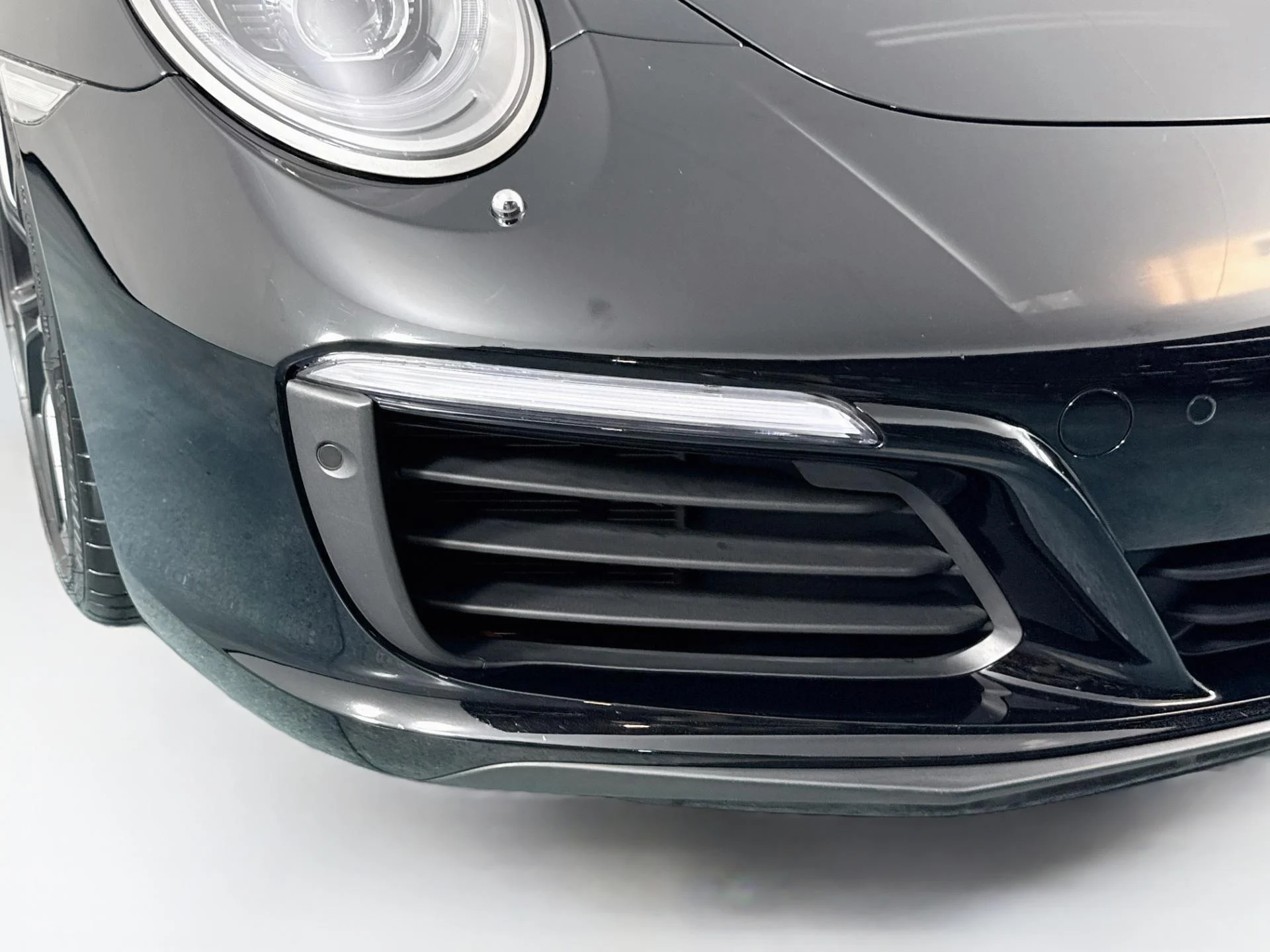 mph056_2737441440_Used_2017_Porsche_911_Carrera_S_1788200867_03171cdb5c
