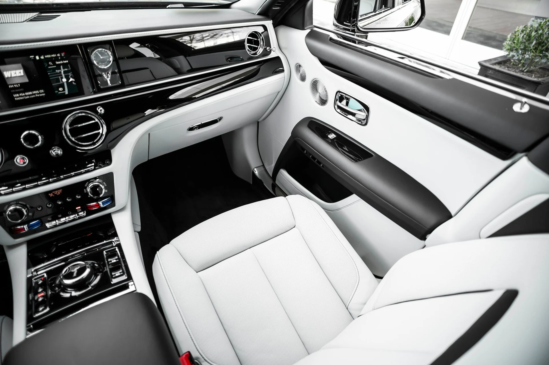 mph056_2790763740_aced85bbe0b24bfeb97b5c07d259e994_c34a6a1cac