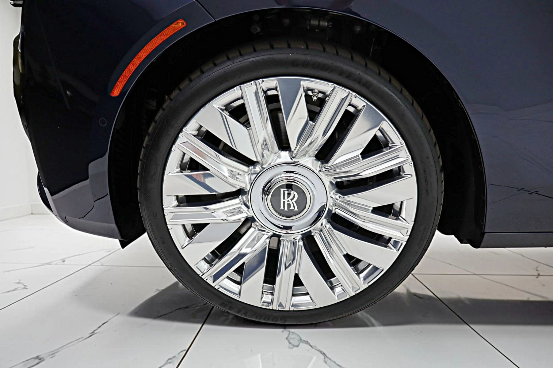 mph056_2833033579_New_2025_Rolls_Royce_Ghost_LEASE_OPTIONS_AVAILABLE_3819fc4410