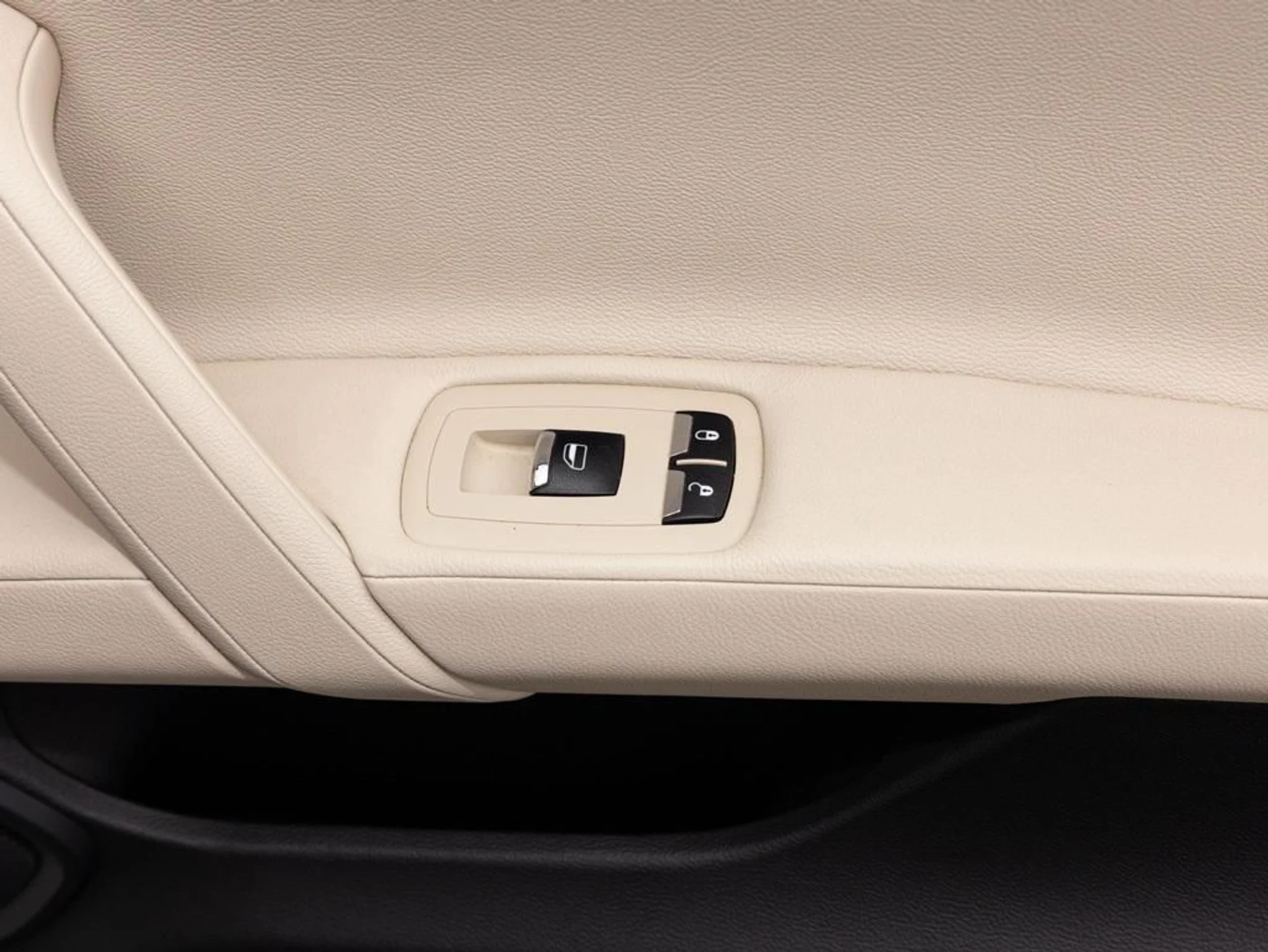 mph056_2833086753_472374605_6925efdf42064a968b9b85e0_86a1cdc648