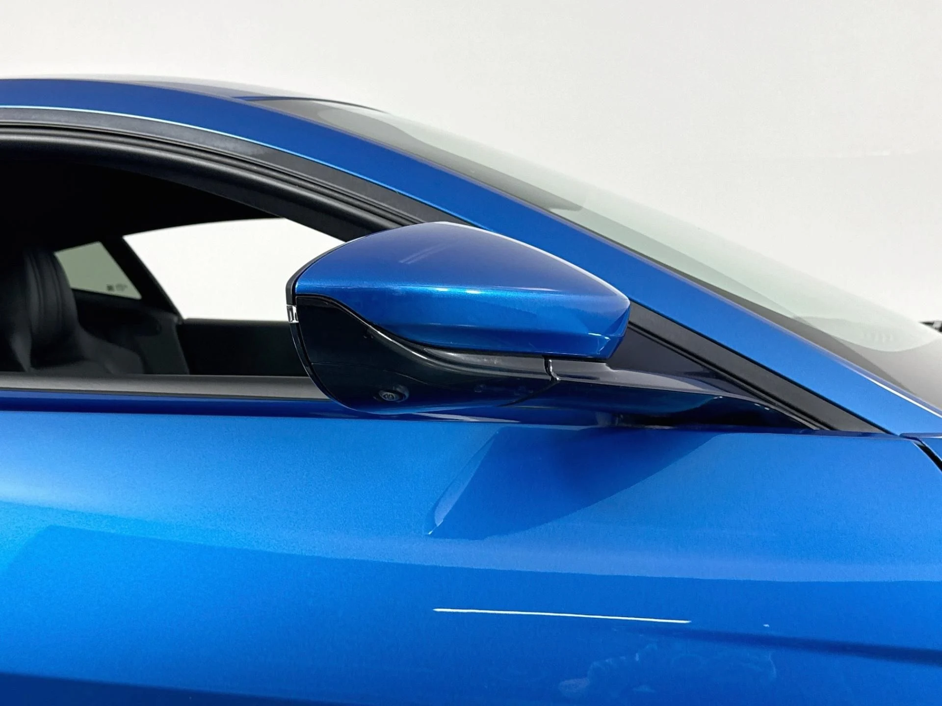 mph056_2858534265_Used_2020_Aston_Martin_Vantage_1791218653_bde9c3580f