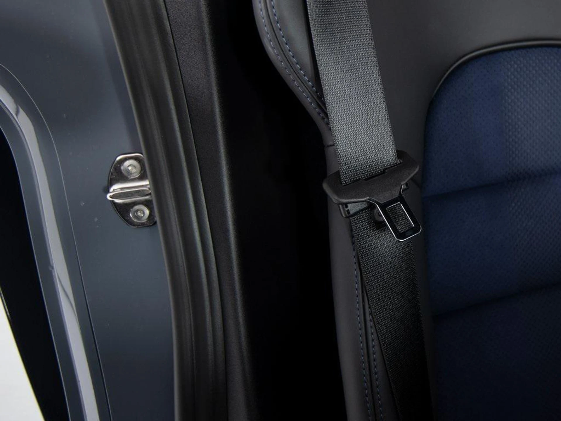 mph056_2888901113_s_OW_Yk5_H8x8at_Ysa_Zbn4_M8_To_Qsd_M_63d8dec37f