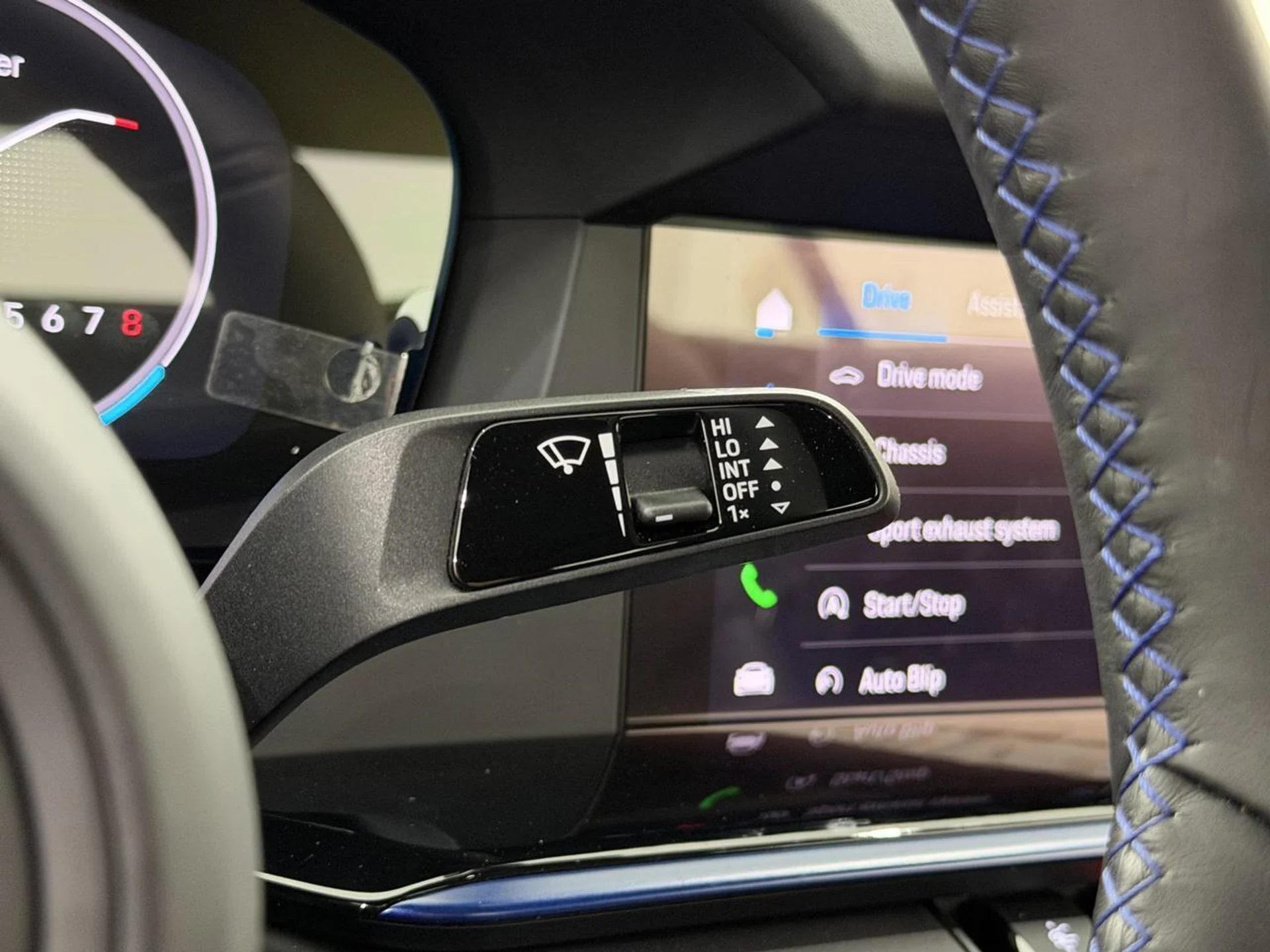 mph056_2901589043_fe42cd8ac9f5475d7ba6456f37757dfb_9cccc593df