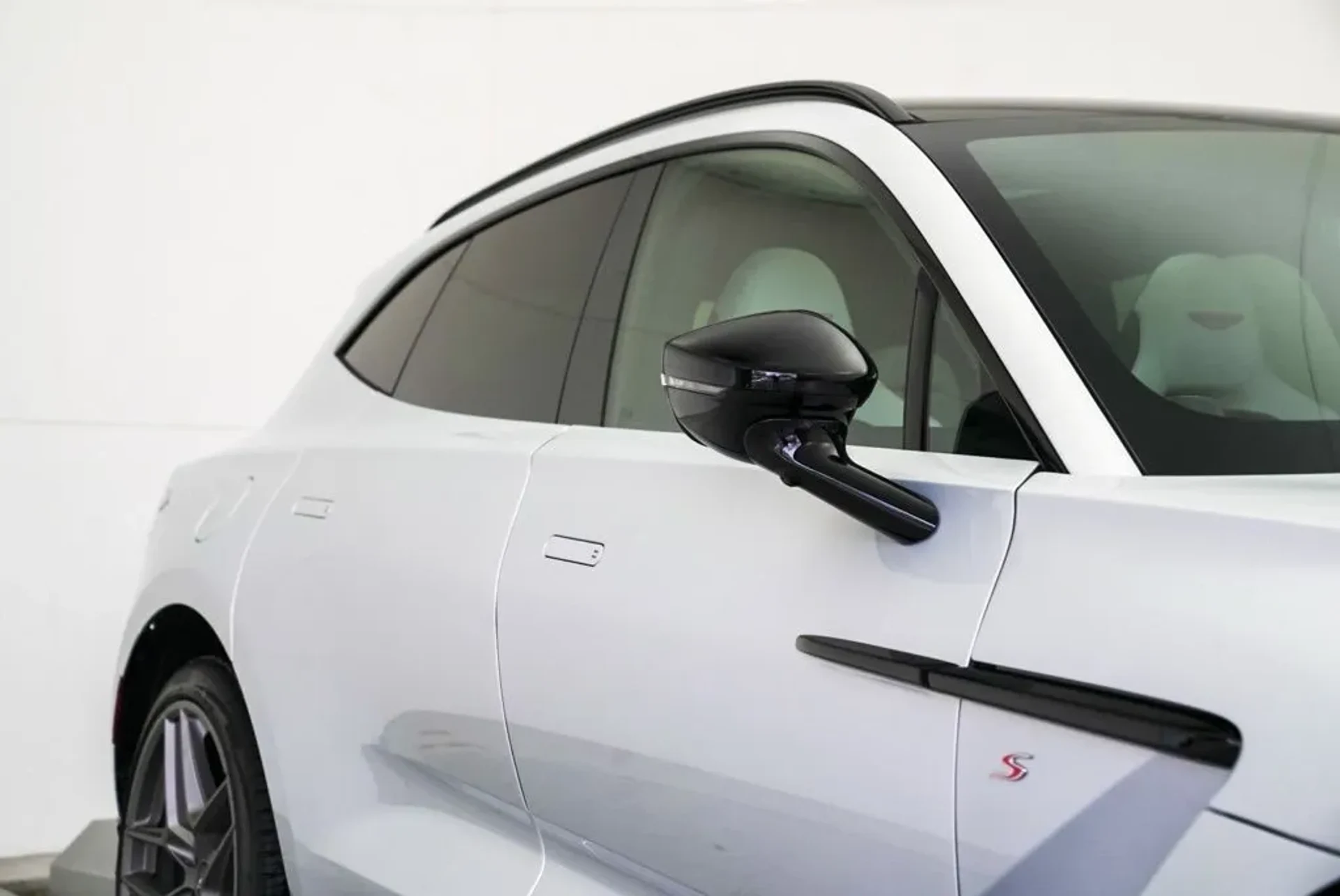 mph056_2930617305_3s8w5atkvdhw54fq1zrw2aevnchv_28779b0a12