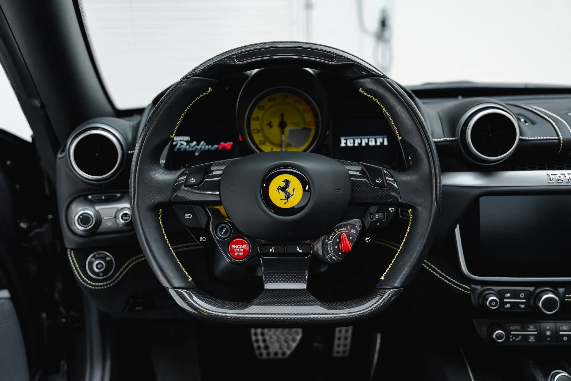 mph056_2953605572_Used_2023_Ferrari_Portofino_M_1792006360_05648f8ef1