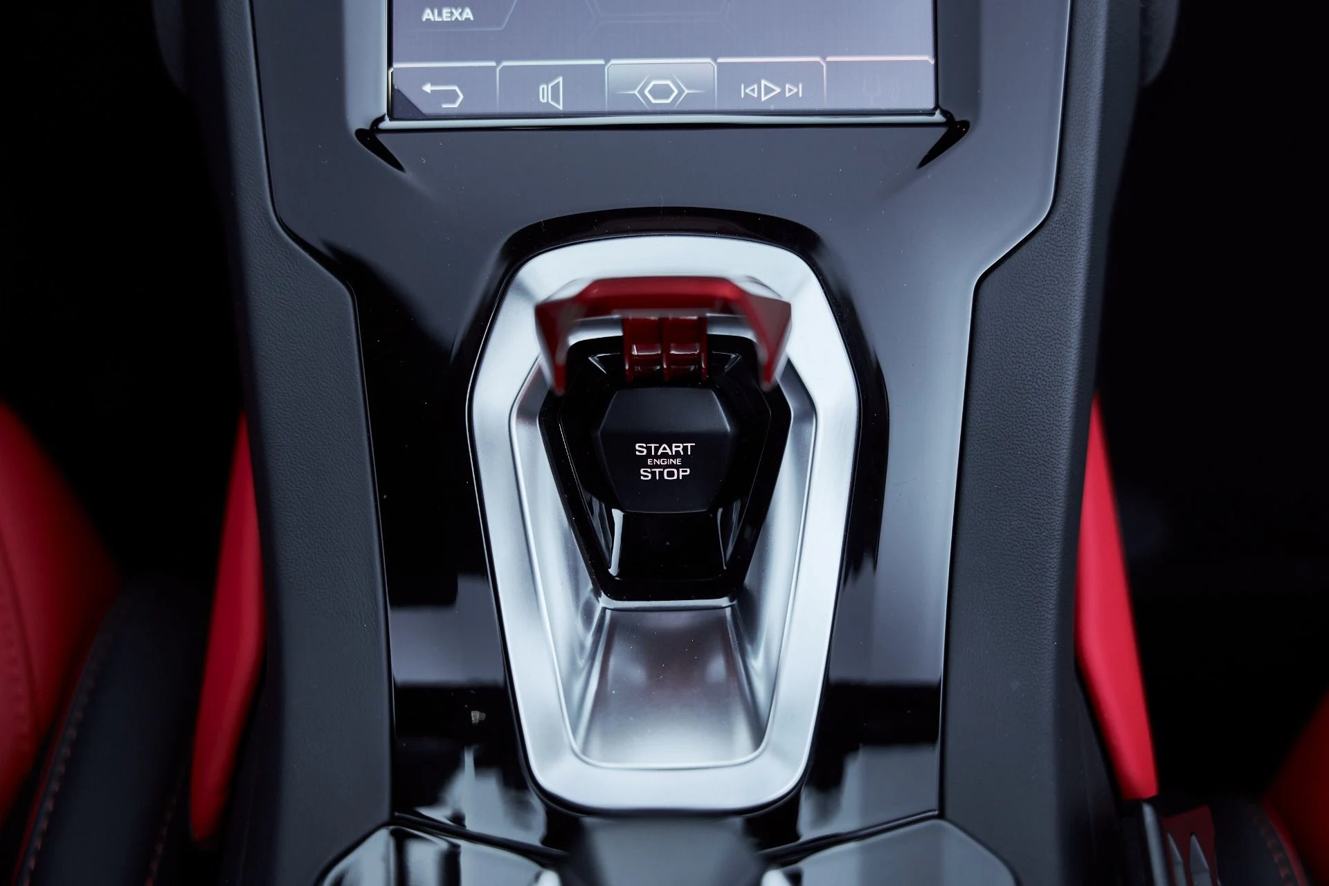 mph056_297791753_Used_2024_Lamborghini_Huracan_EVO_Spyder_1766881381_7c59a3c185