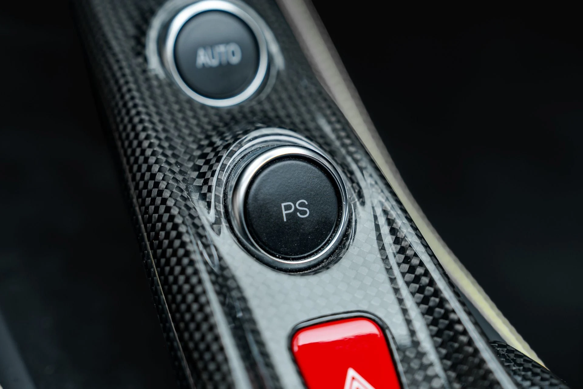 mph056_3000870101_Used_2022_Ferrari_F8_Spider_1788910734_e4188dd58f