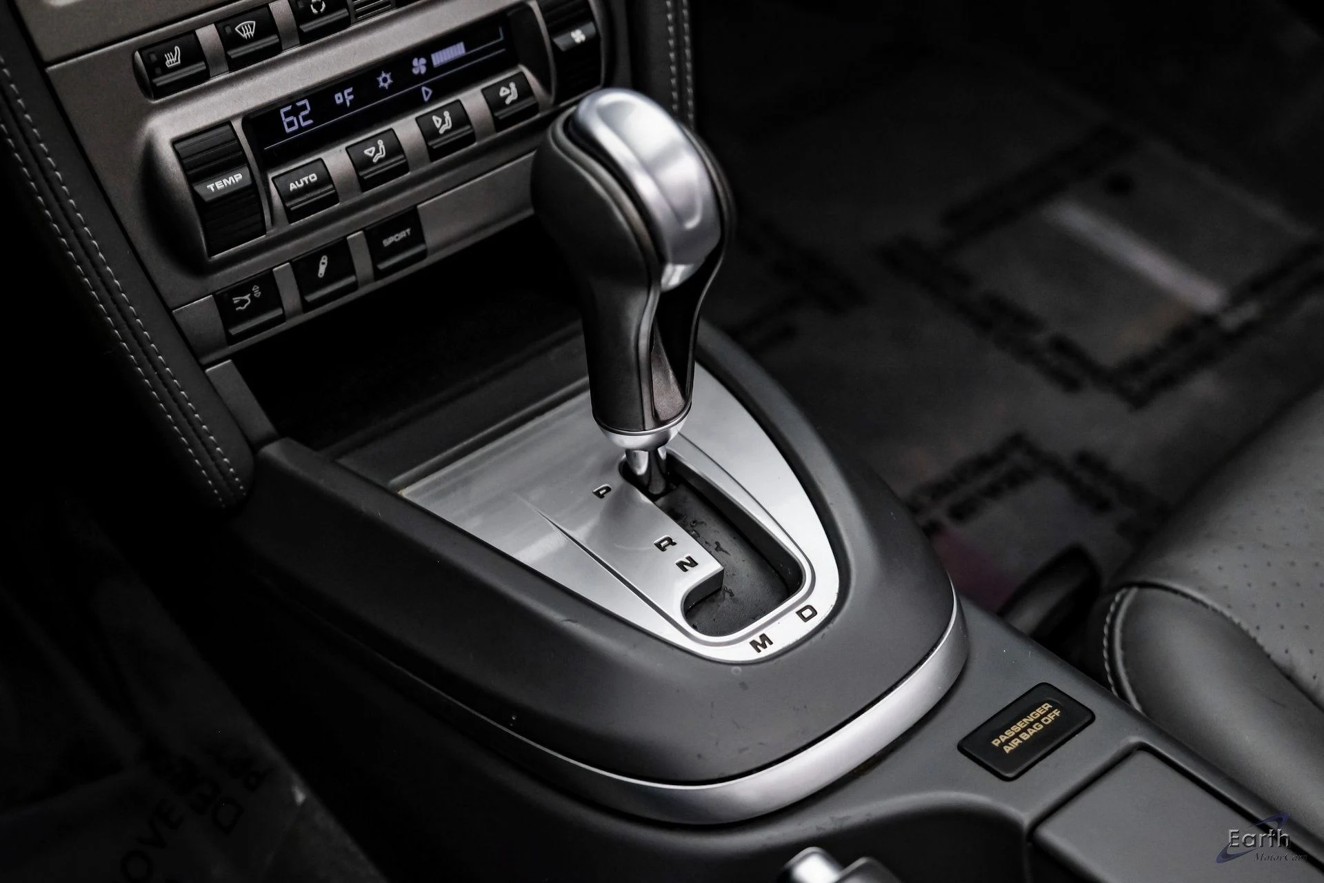 mph056_3065010131_48b0f9ac9b3616c1fbbcf95360830d8ax_1b6a60bebd