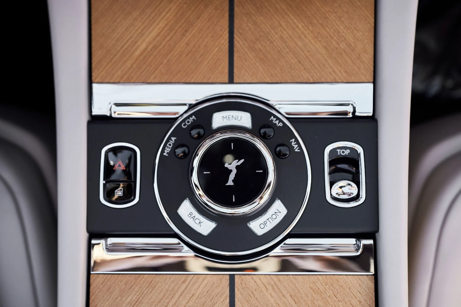 mph056_3071827451_Used_2020_Rolls_Royce_Dawn_Base_1762645863_59aaeb3c33